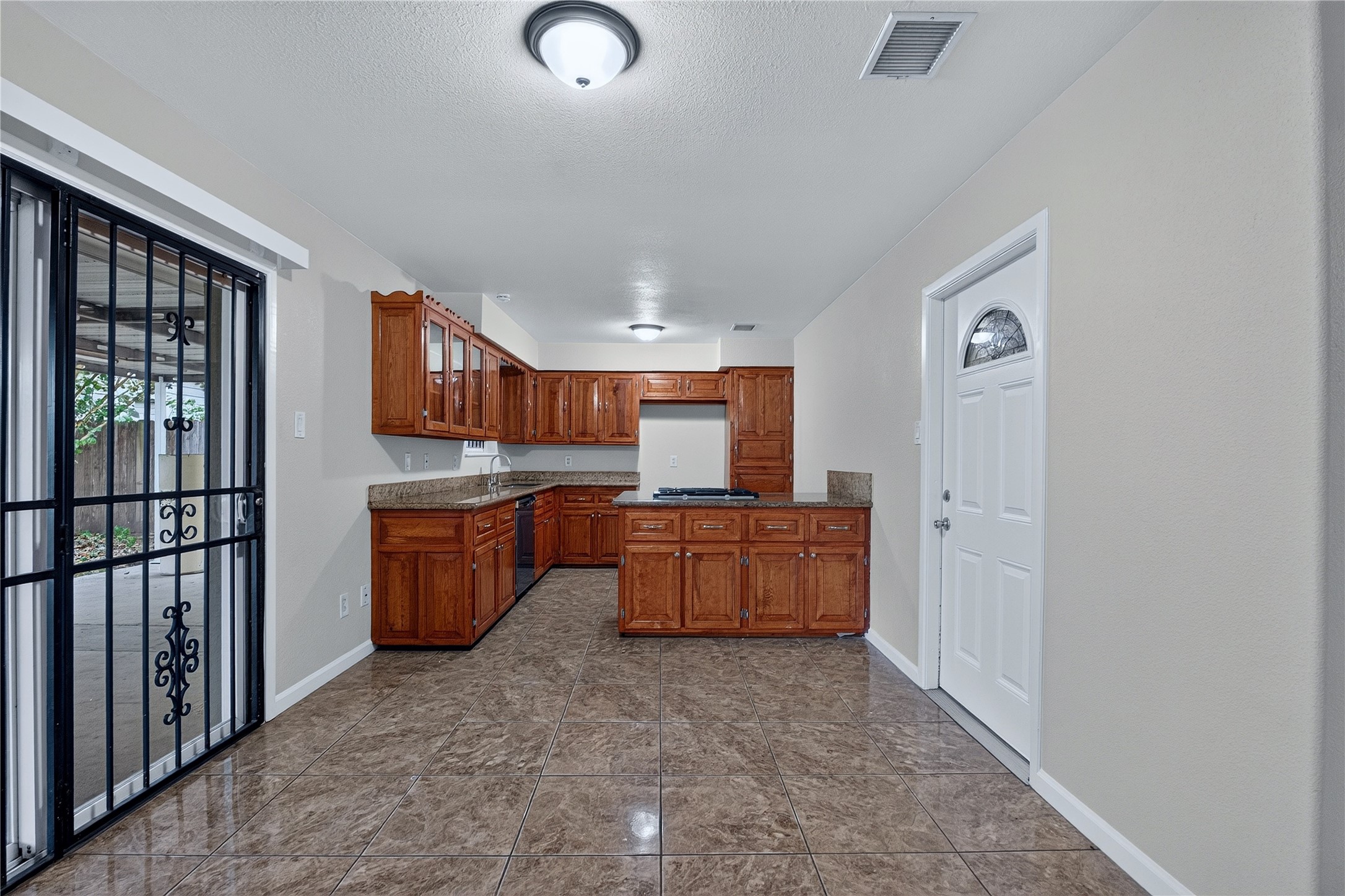 5210 Sandydale Lane Property Photo 7