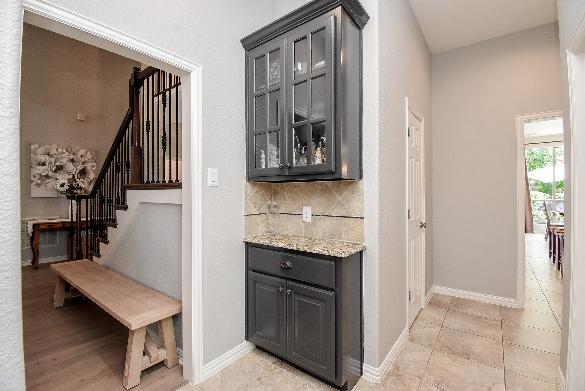 3302 Saint Charles Court Property Photo 10