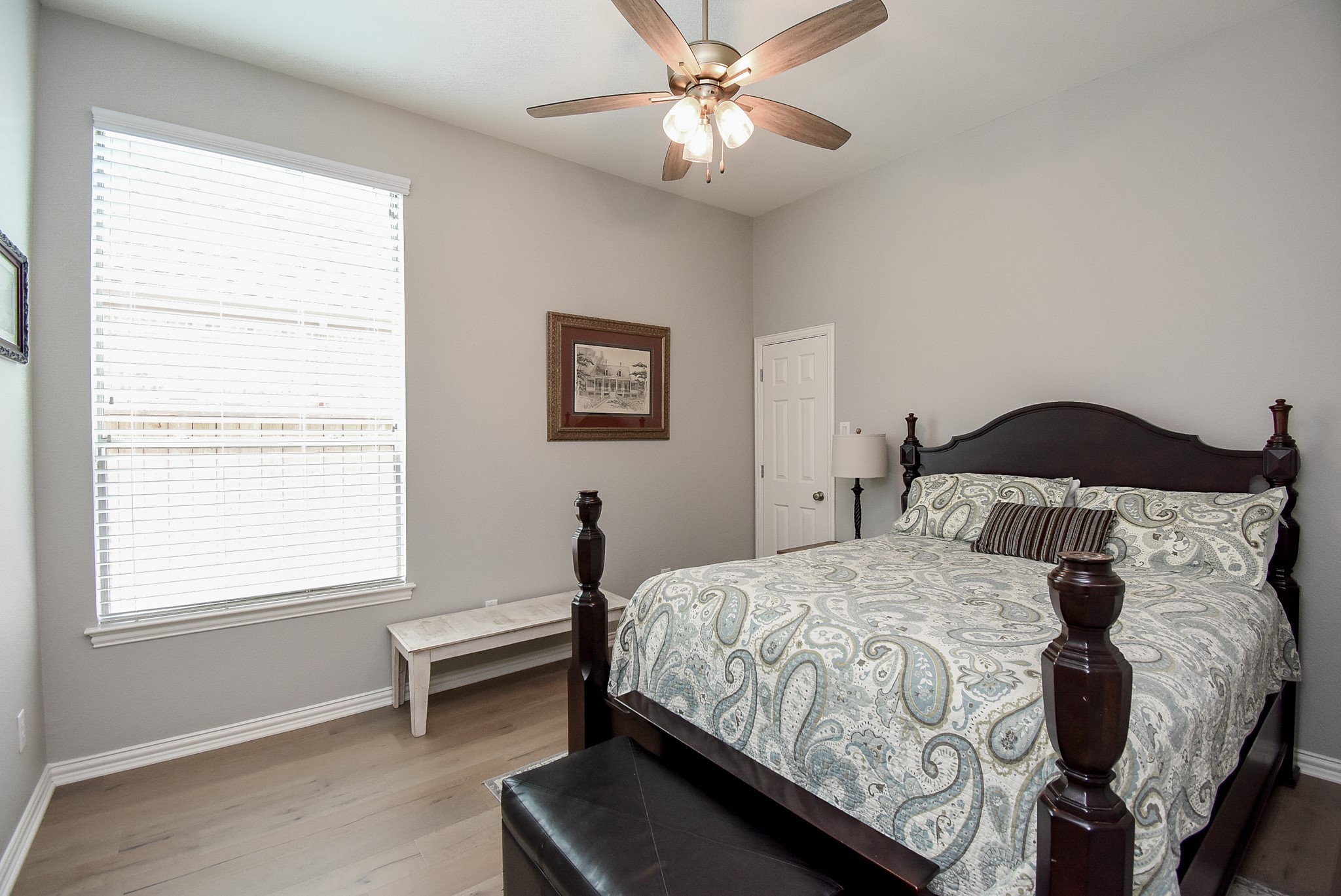 3302 Saint Charles Court Property Photo 13