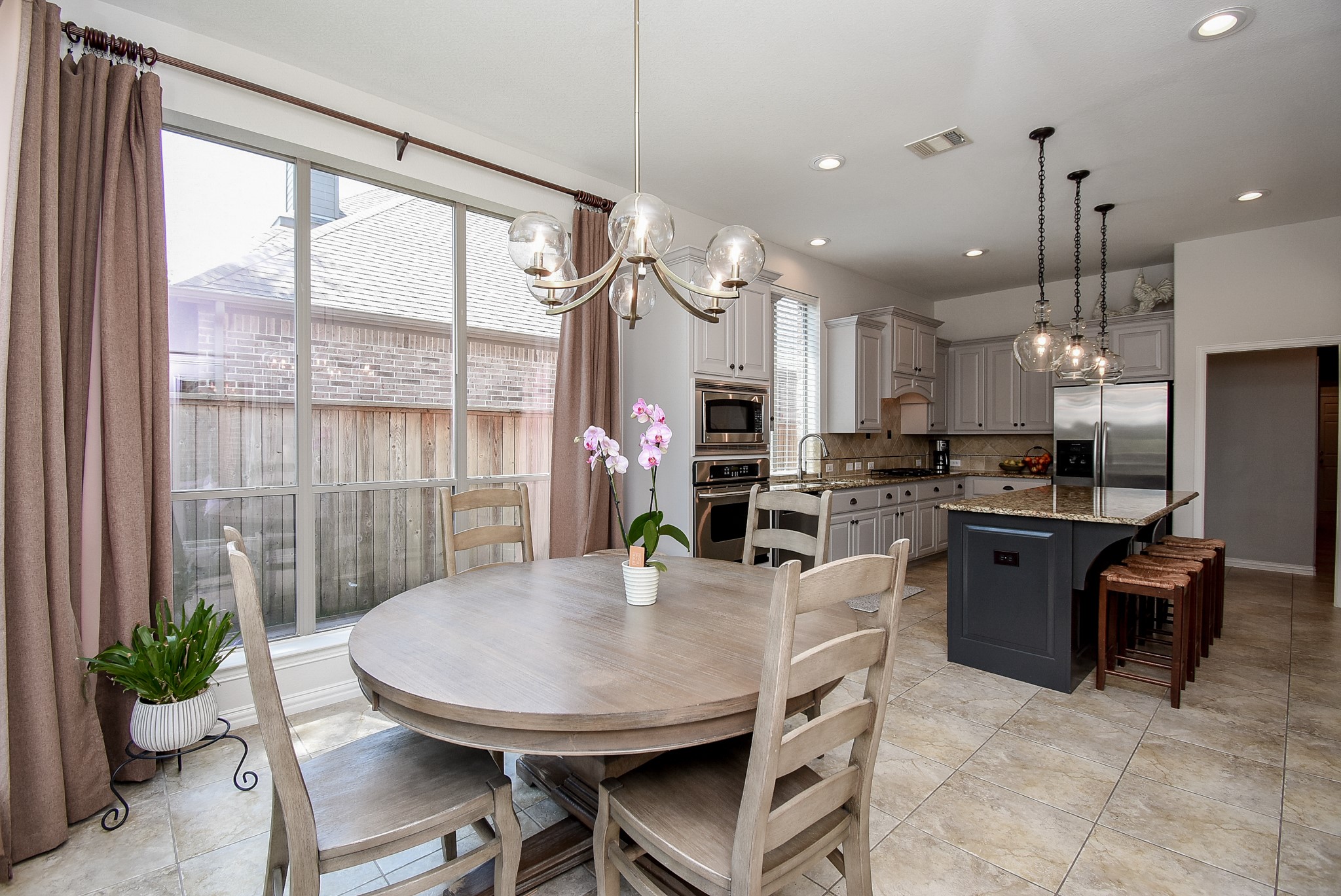3302 Saint Charles Court Property Photo 19