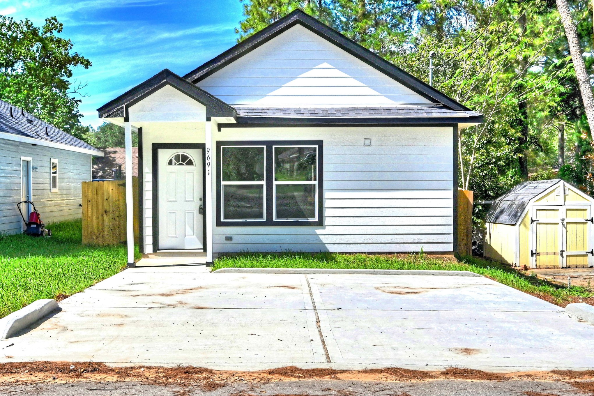 9822 Arbor Oak Property Photo 1