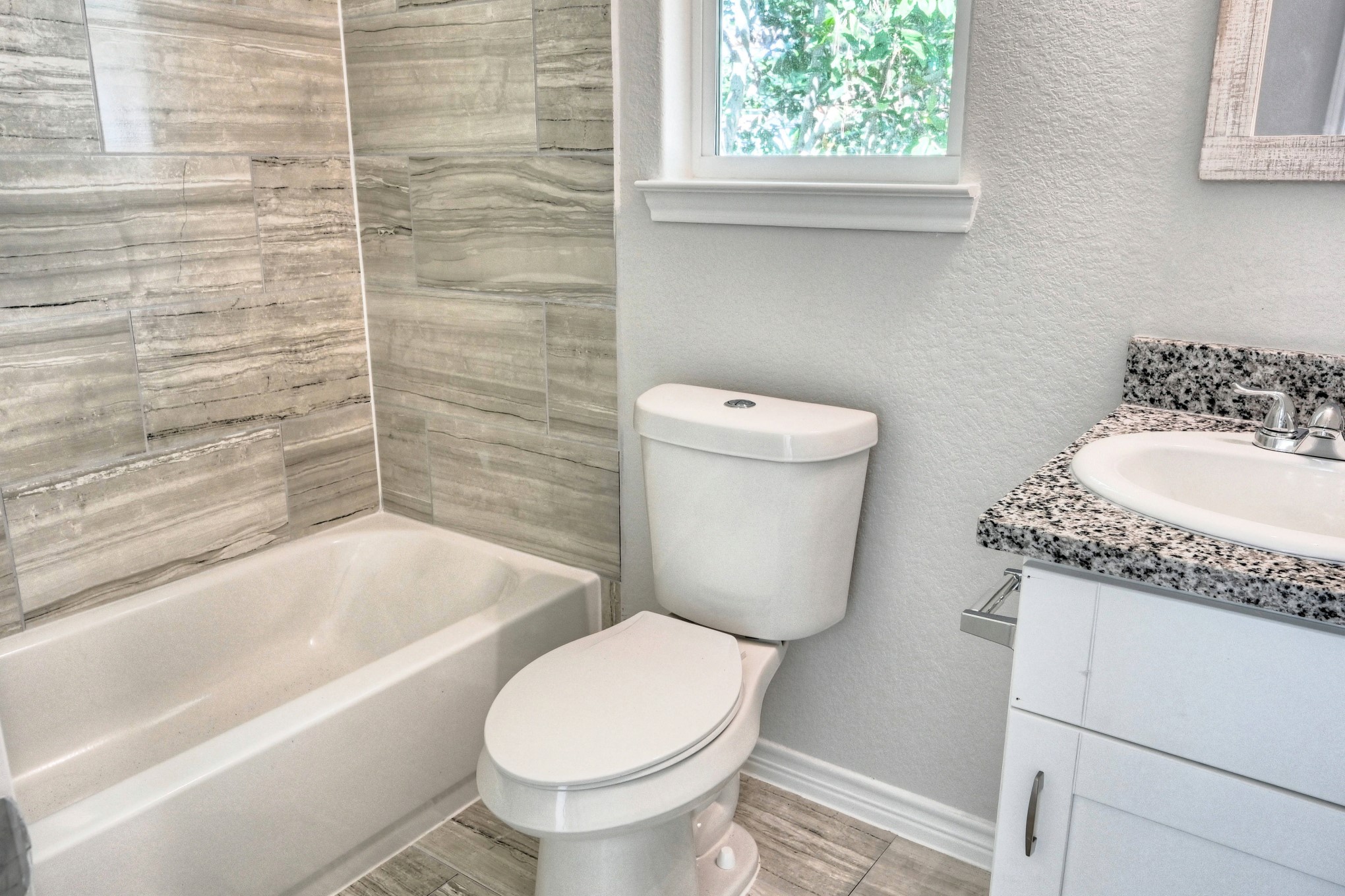 9822 Arbor Oak Property Photo 14