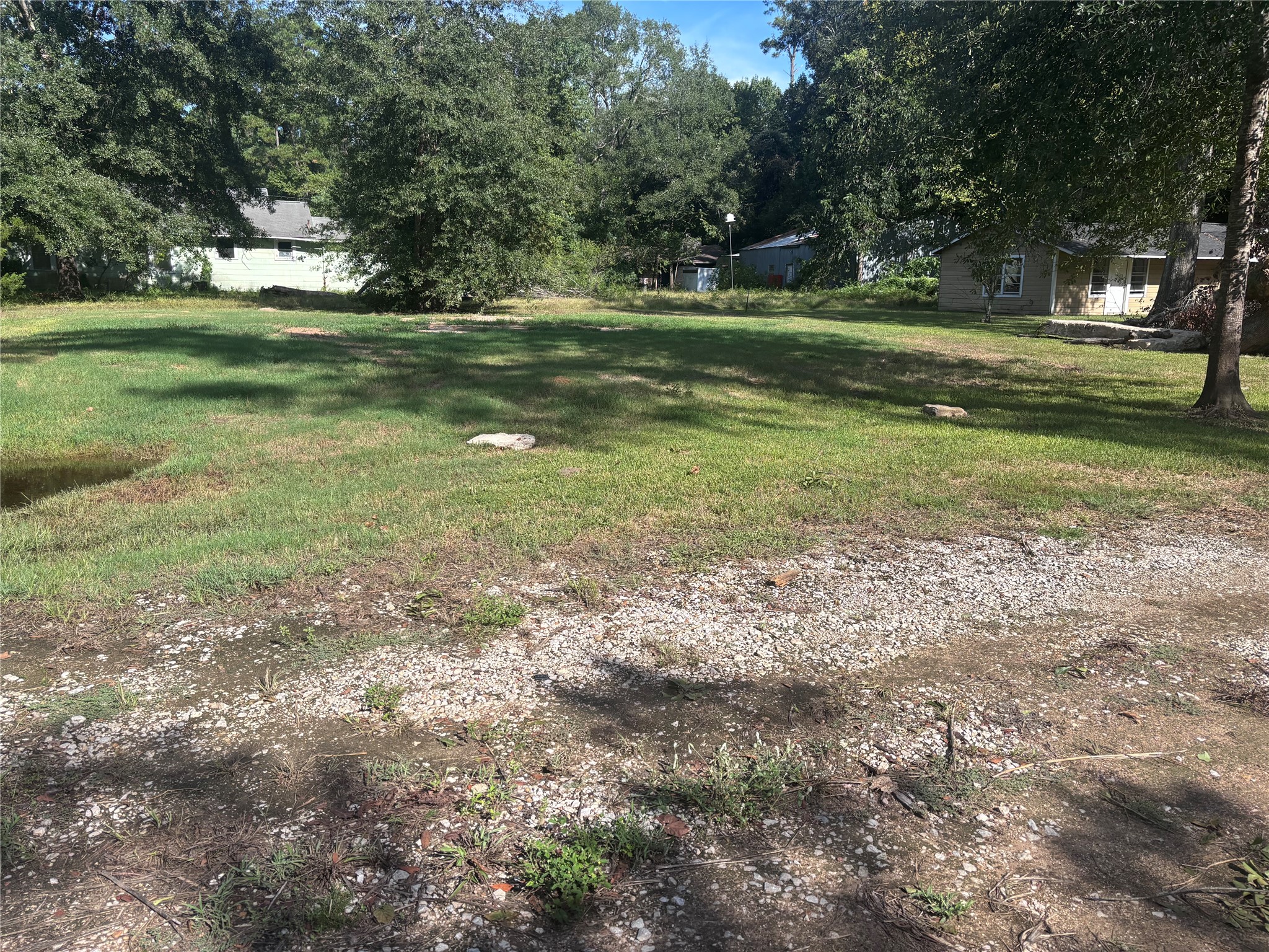 404 E Abbey Street Property Photo 3