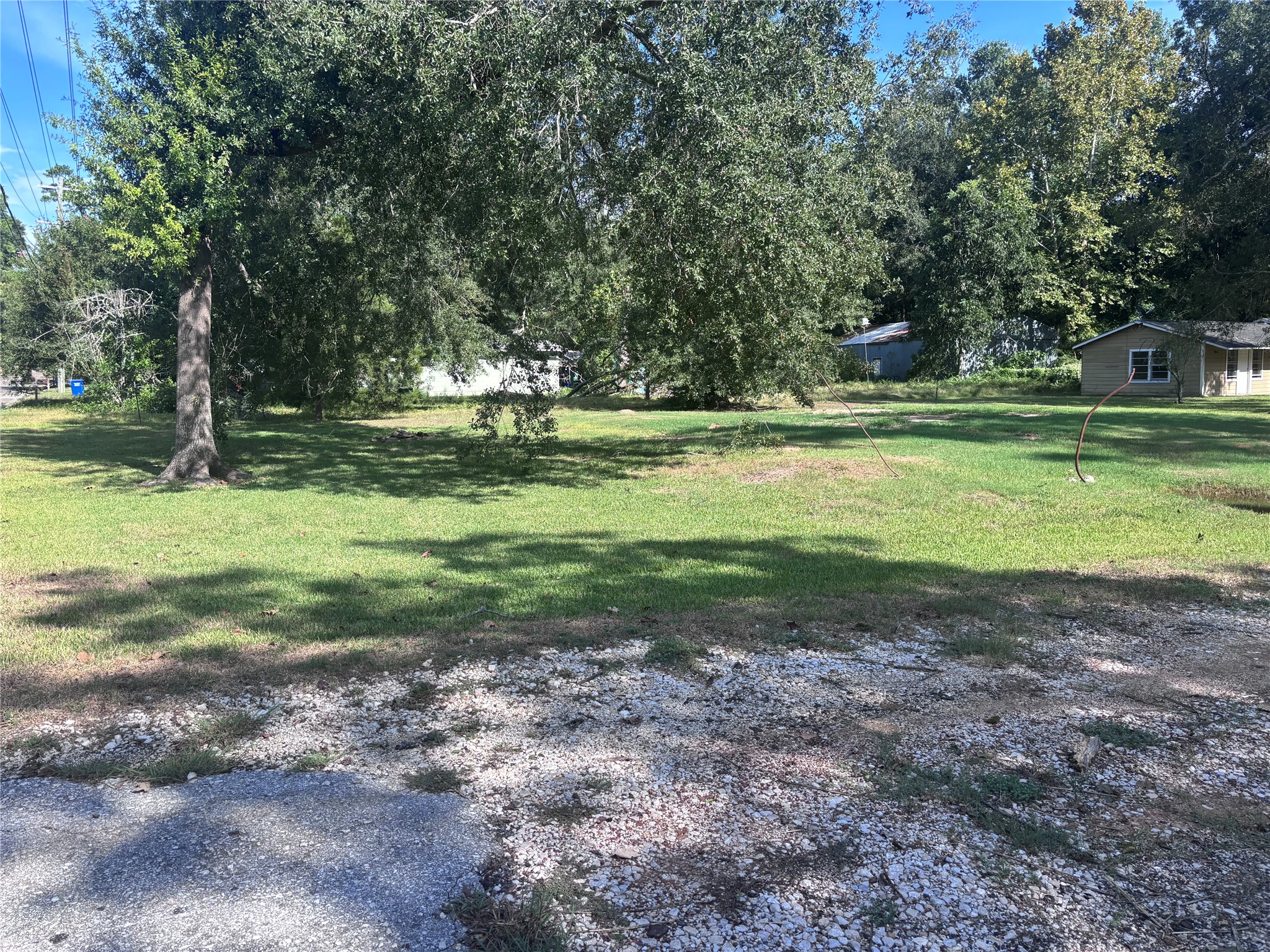 404 E Abbey Street Property Photo 6