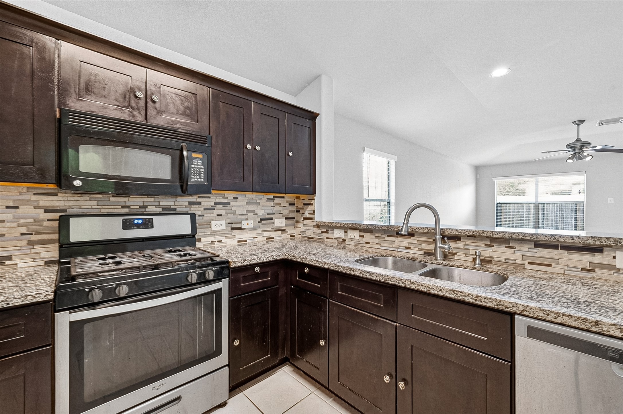 10907 Barker Gate Court Property Photo 12