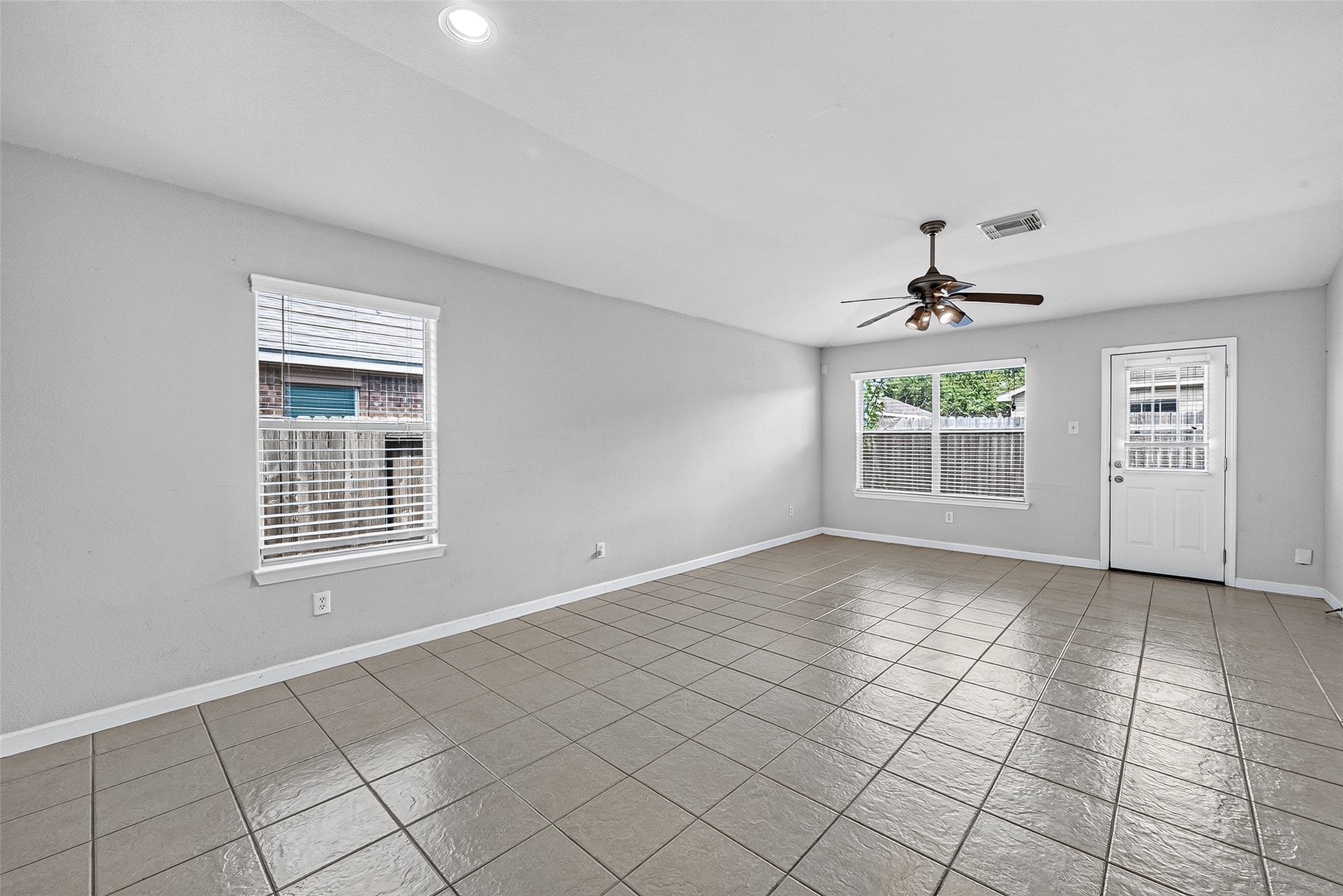 10907 Barker Gate Court Property Photo 17