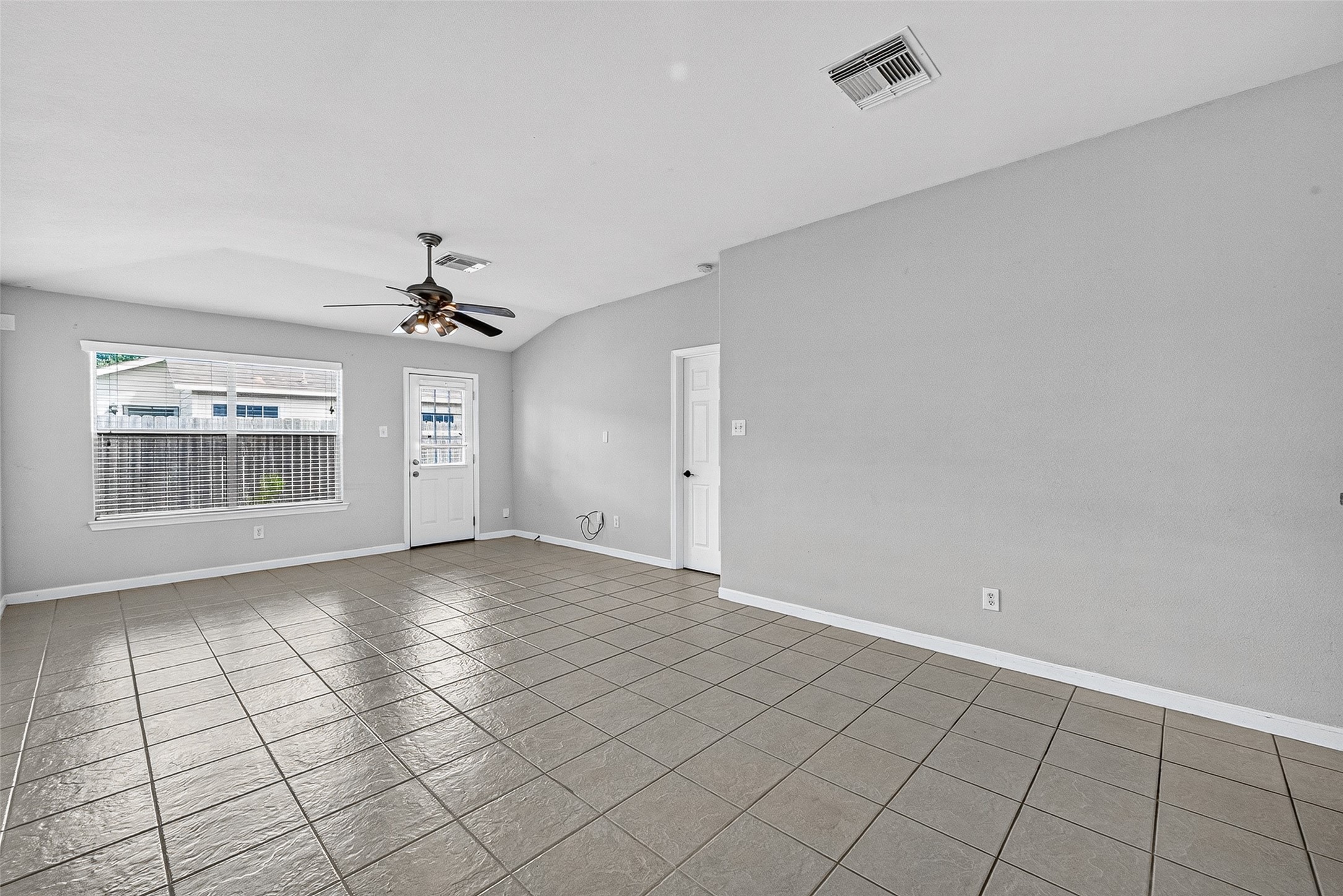 10907 Barker Gate Court Property Photo 18