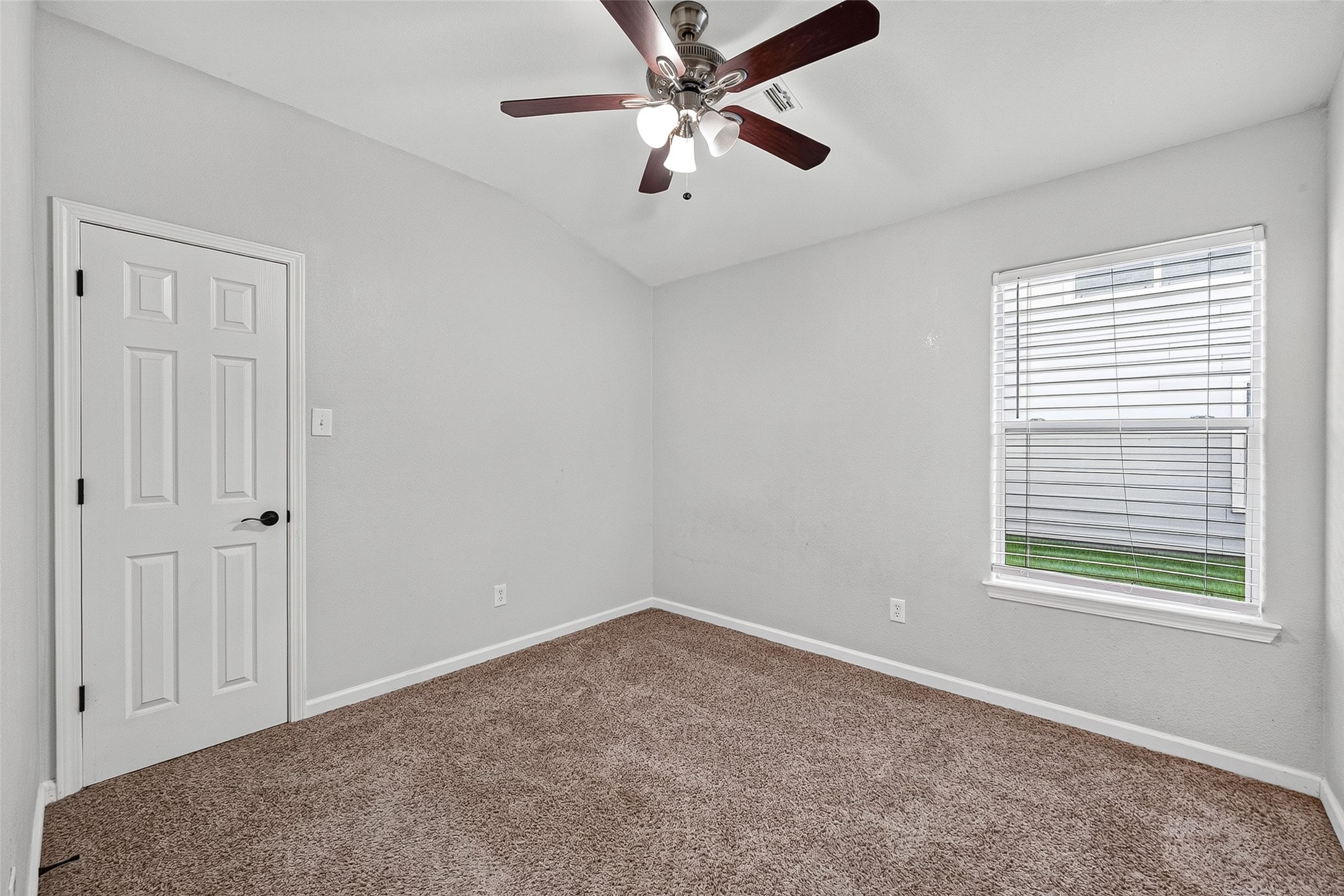 10907 Barker Gate Court Property Photo 24