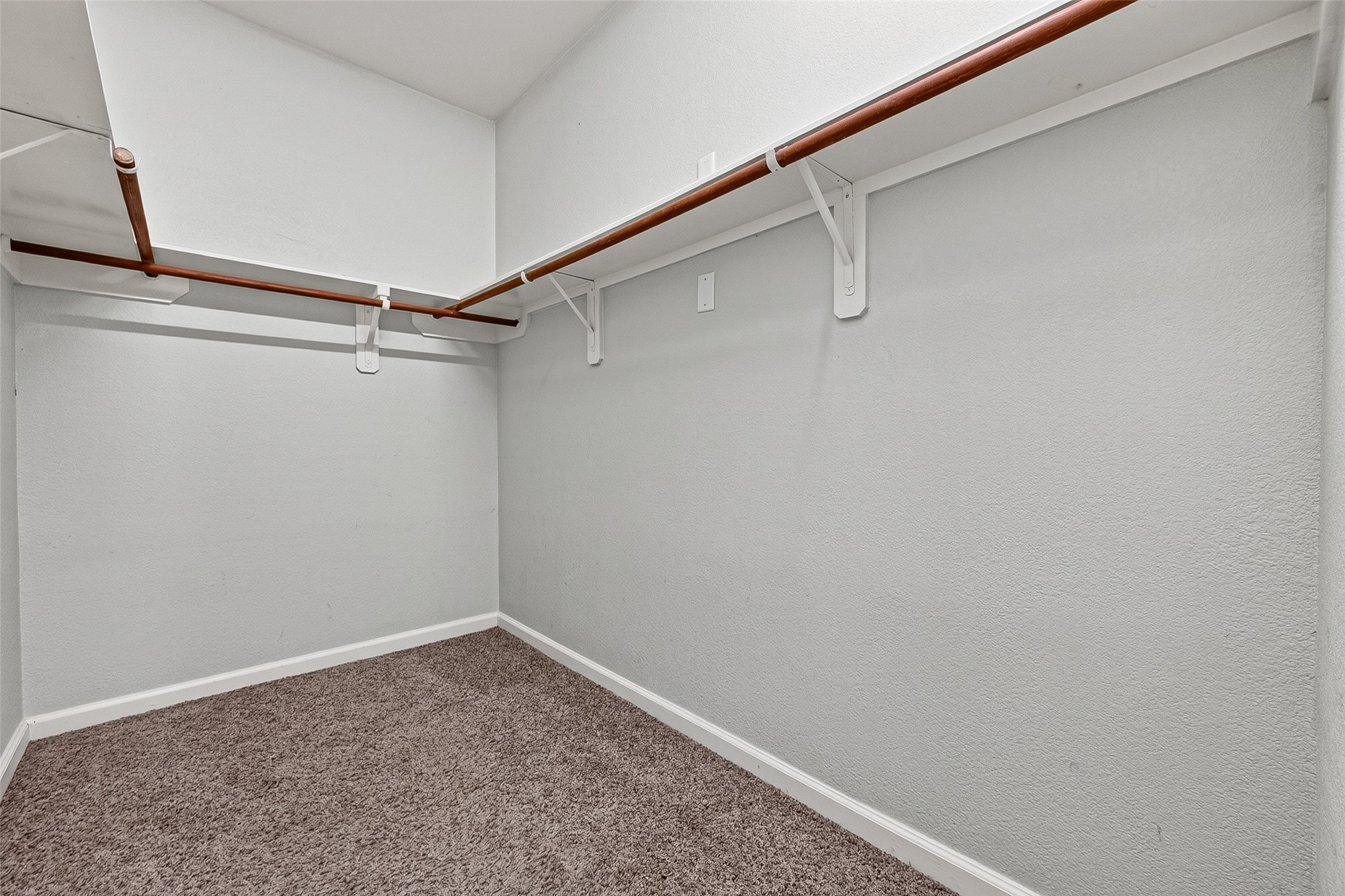 10907 Barker Gate Court Property Photo 29