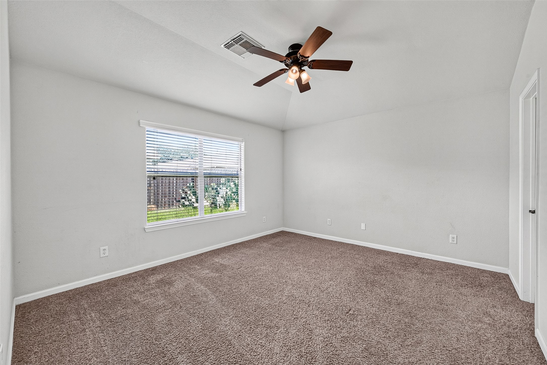 10907 Barker Gate Court Property Photo 31