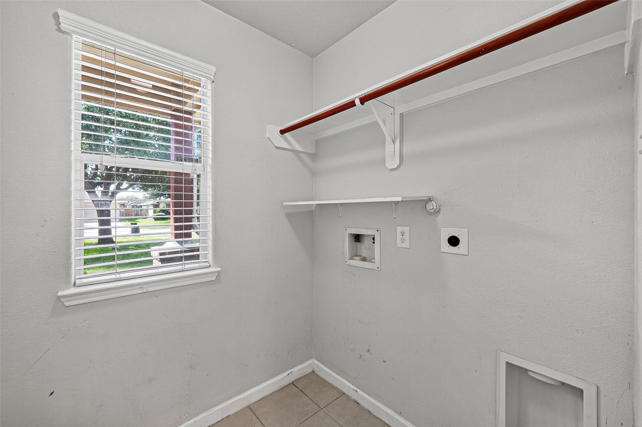 10907 Barker Gate Court Property Photo 33