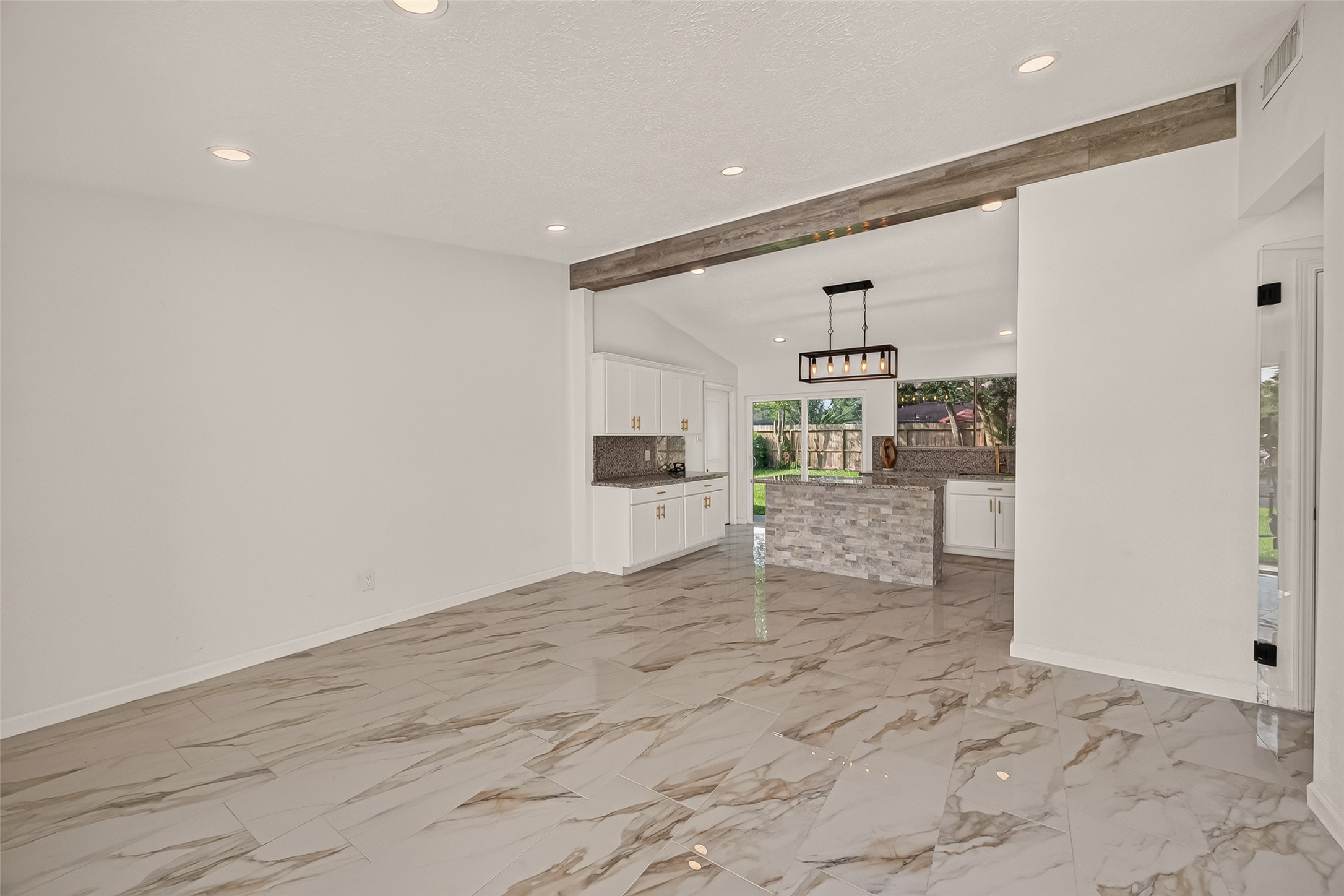 16619 Tibet Road Property Photo 7