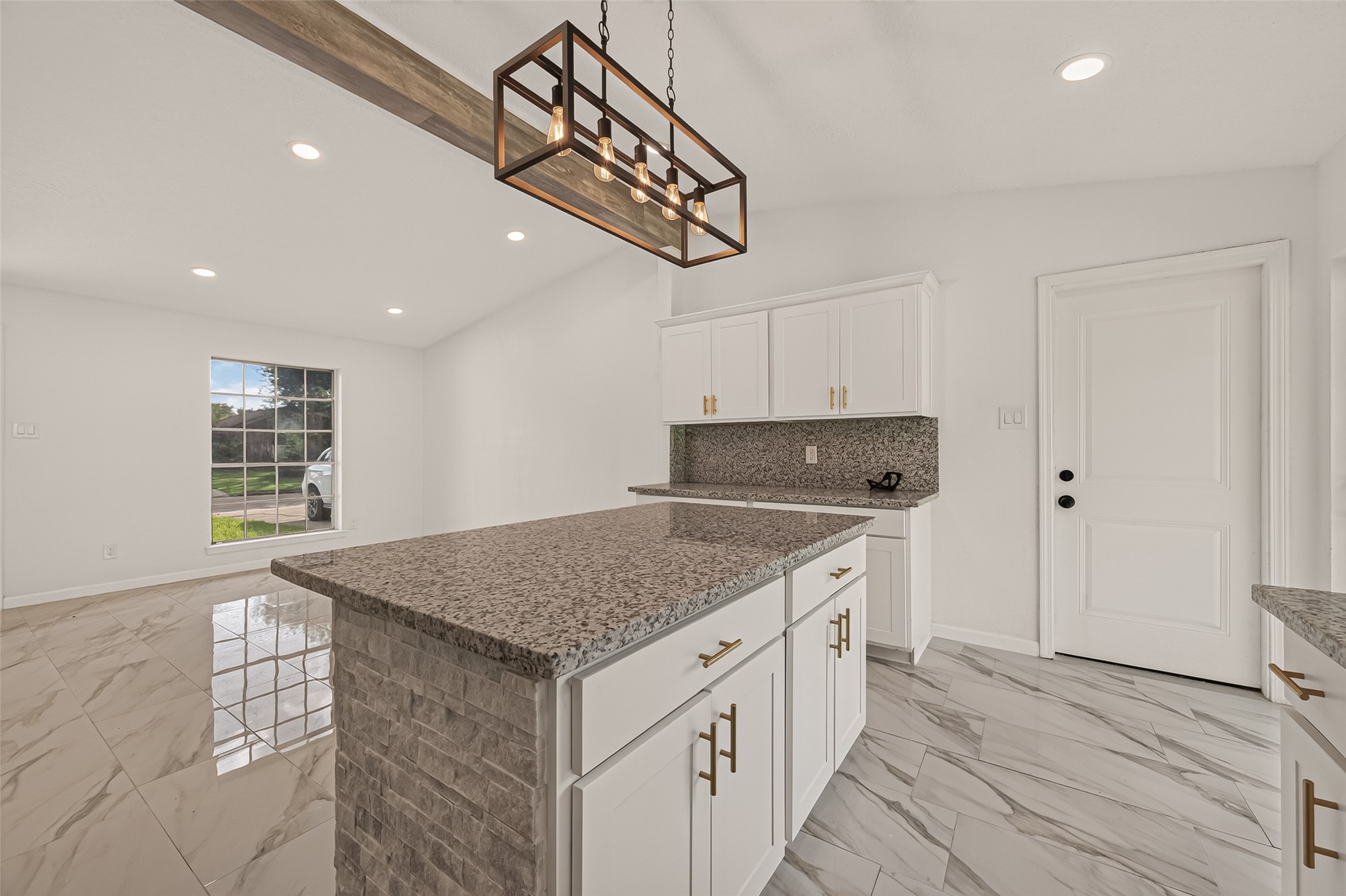 16619 Tibet Road Property Photo 10