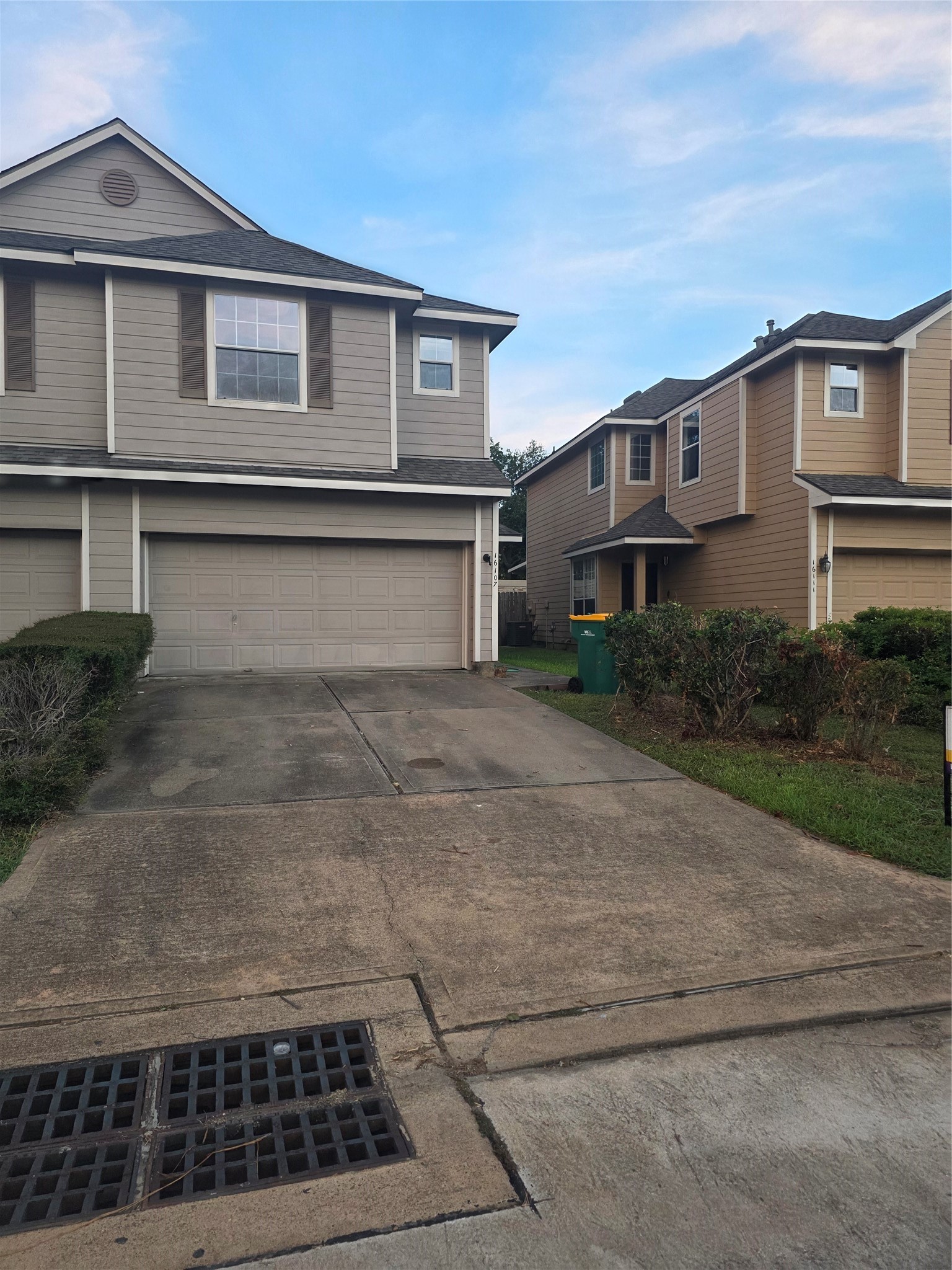 16107 Sandy Path Lane Property Photo 2