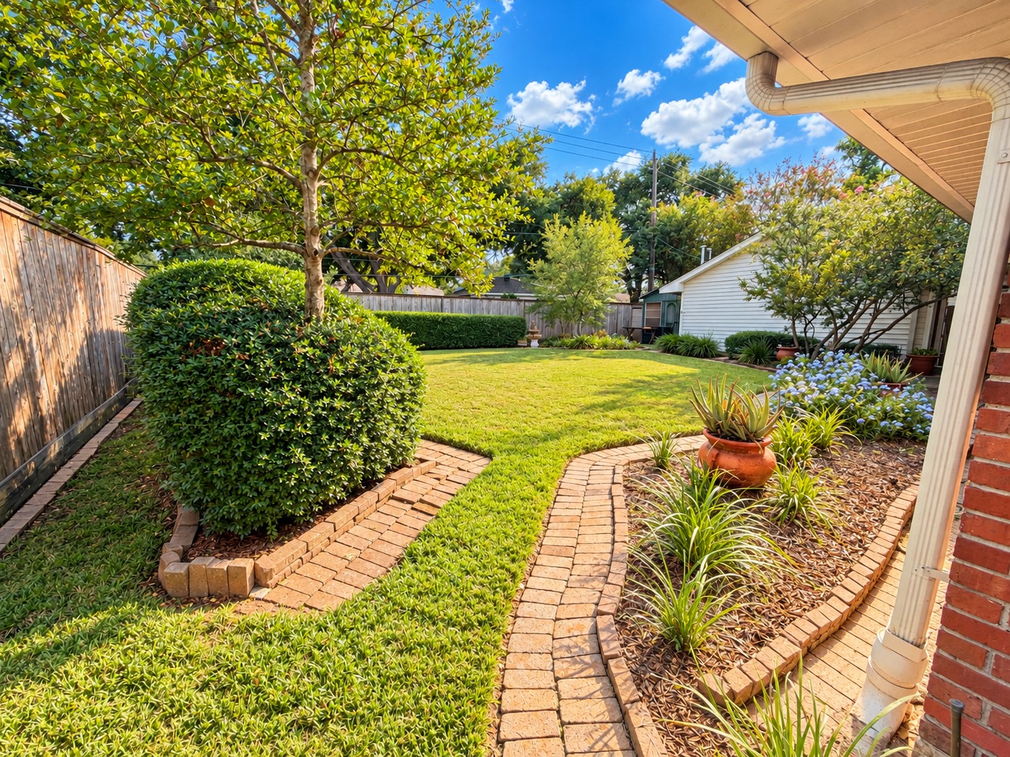 7903 Meadow Lake Lane Property Photo 8