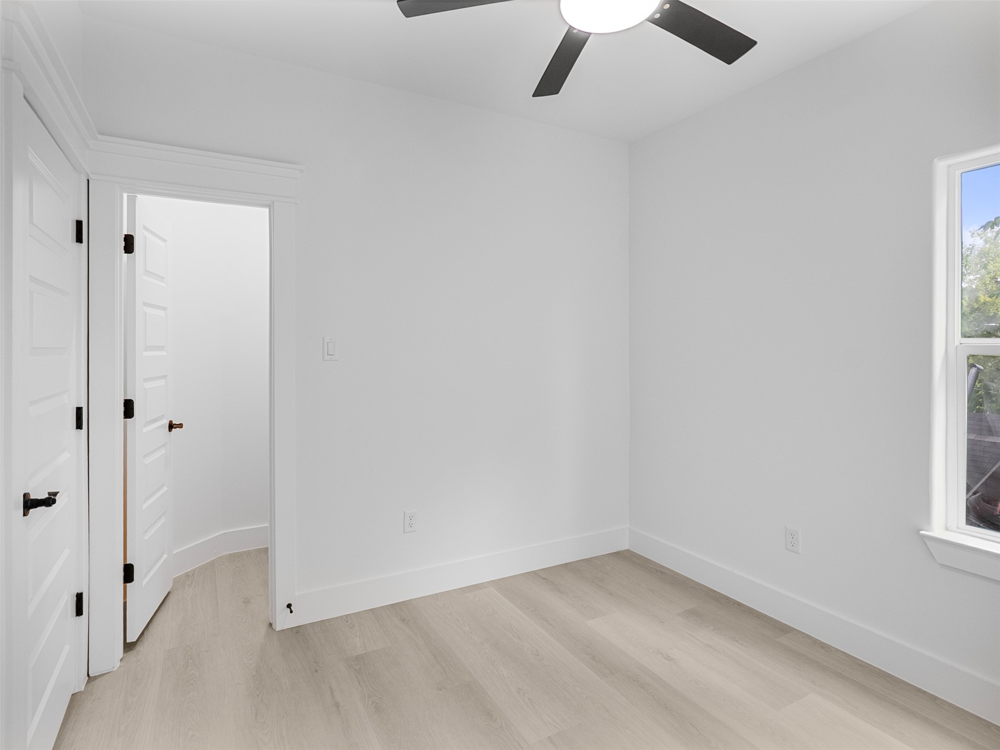 4111 E Toliver Street Property Photo 18