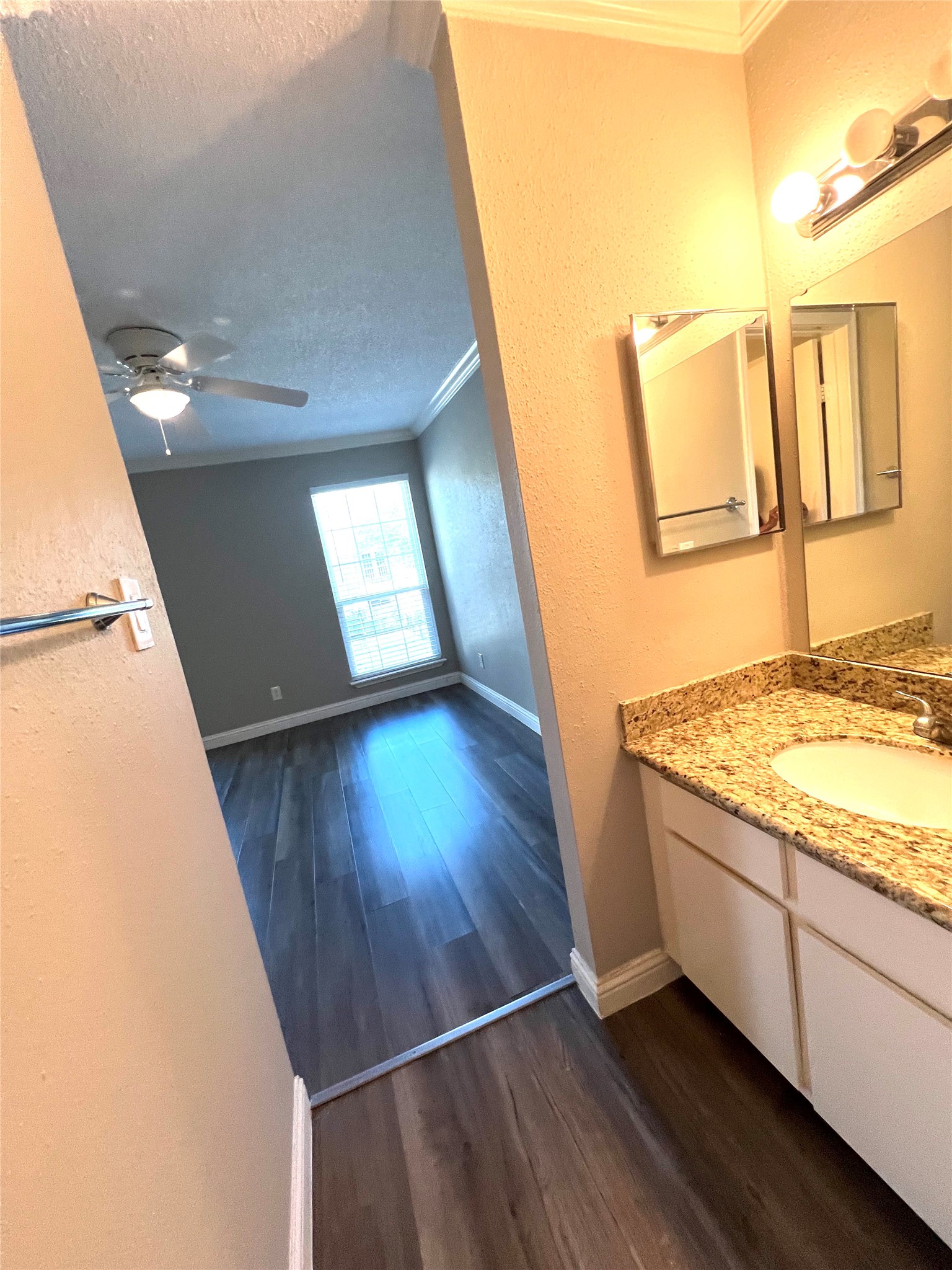 7575 Cambridge Street 1103 Property Photo 17
