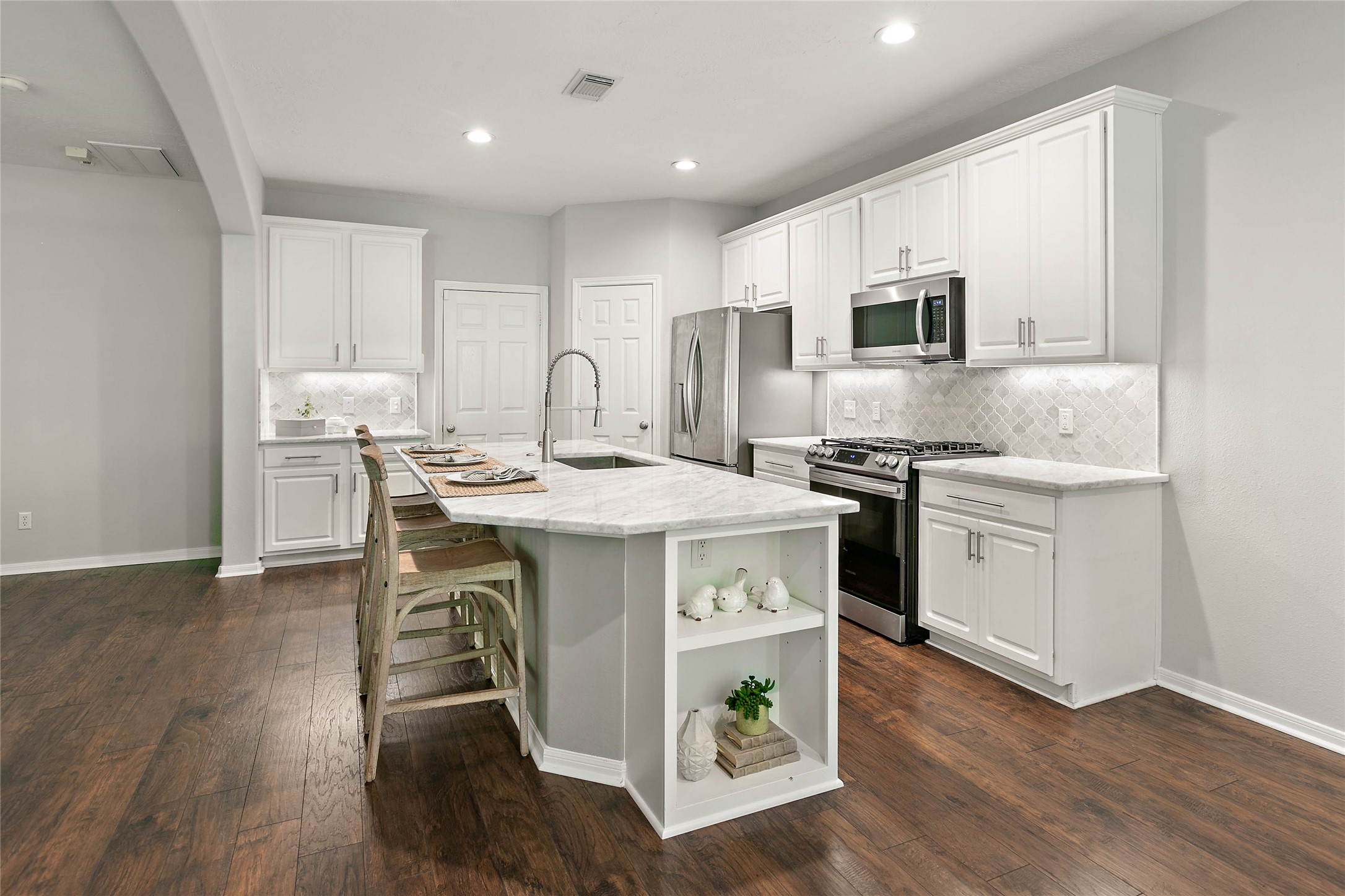 139 Ledgestone Place Property Photo 12