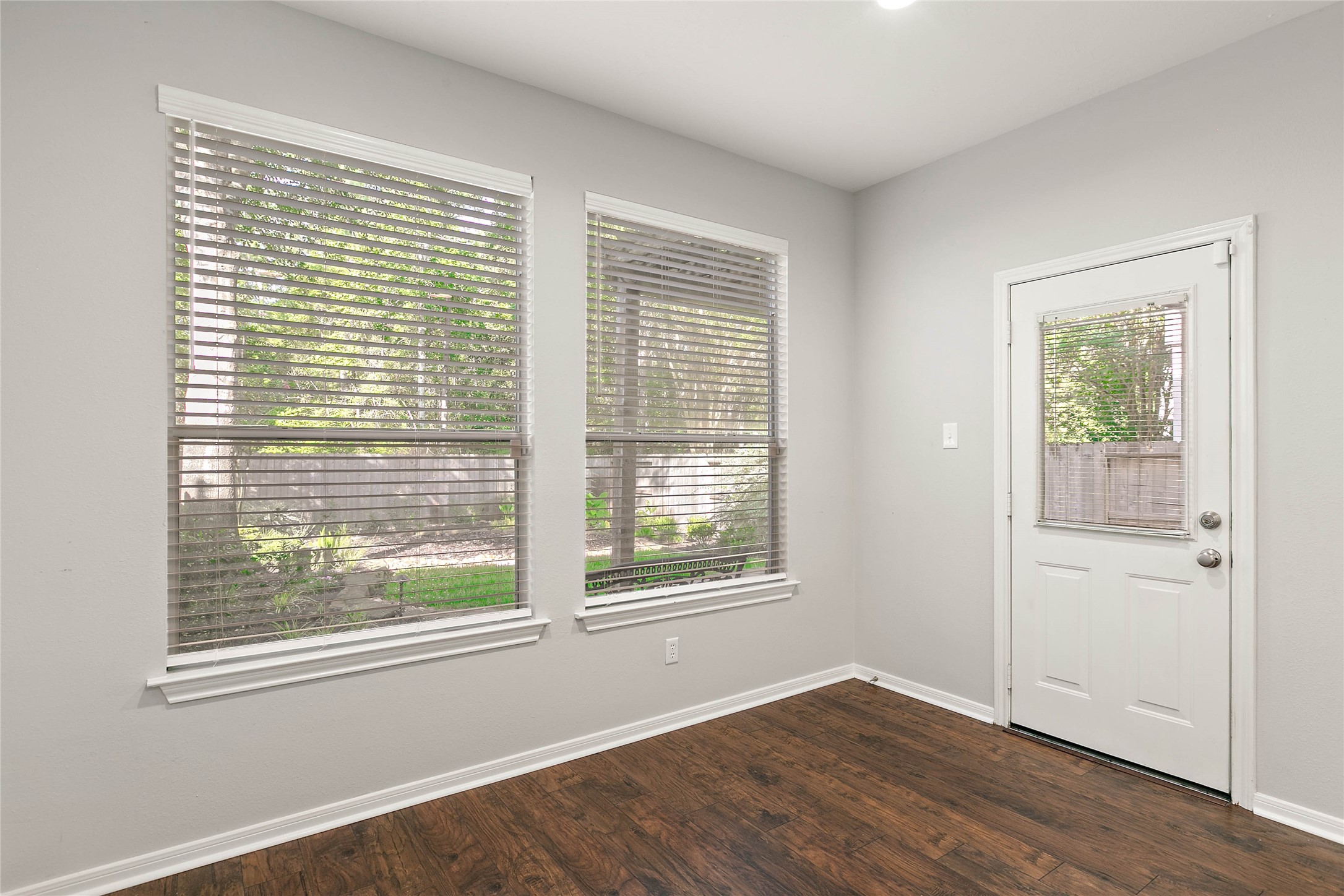 139 Ledgestone Place Property Photo 14
