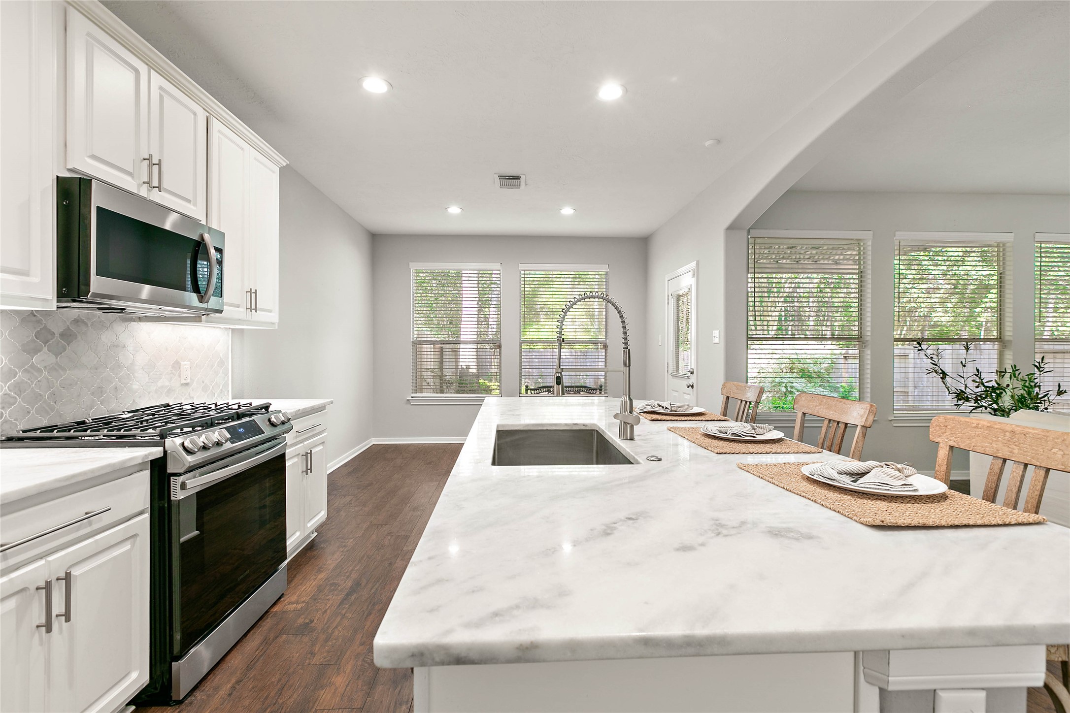 139 Ledgestone Place Property Photo 15