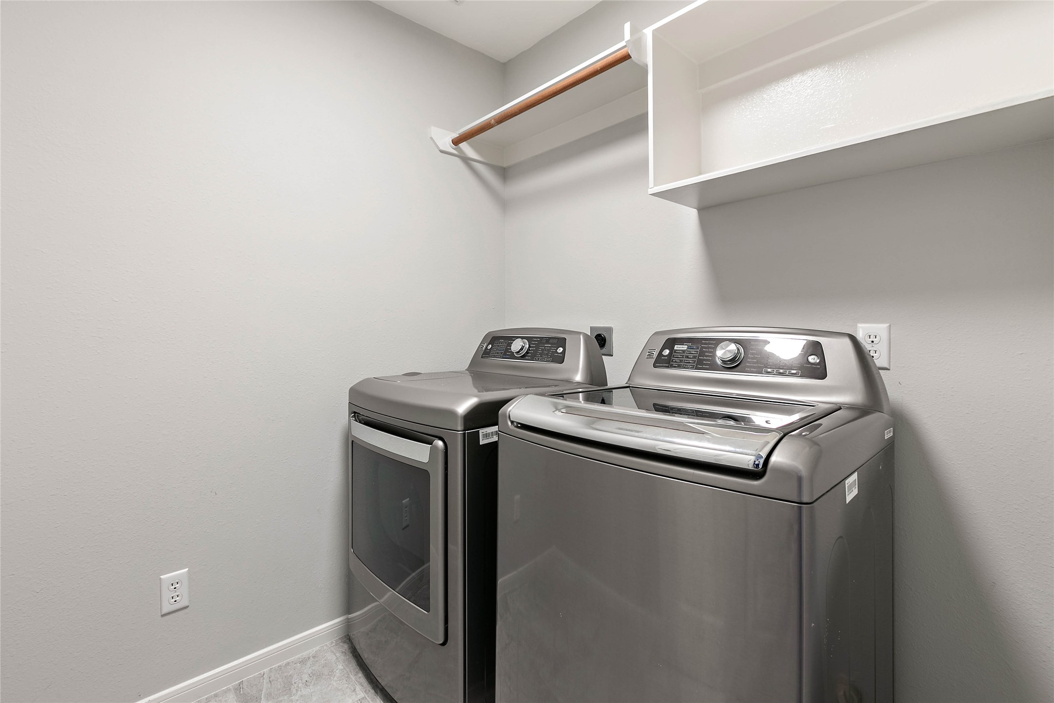 139 Ledgestone Place Property Photo 24