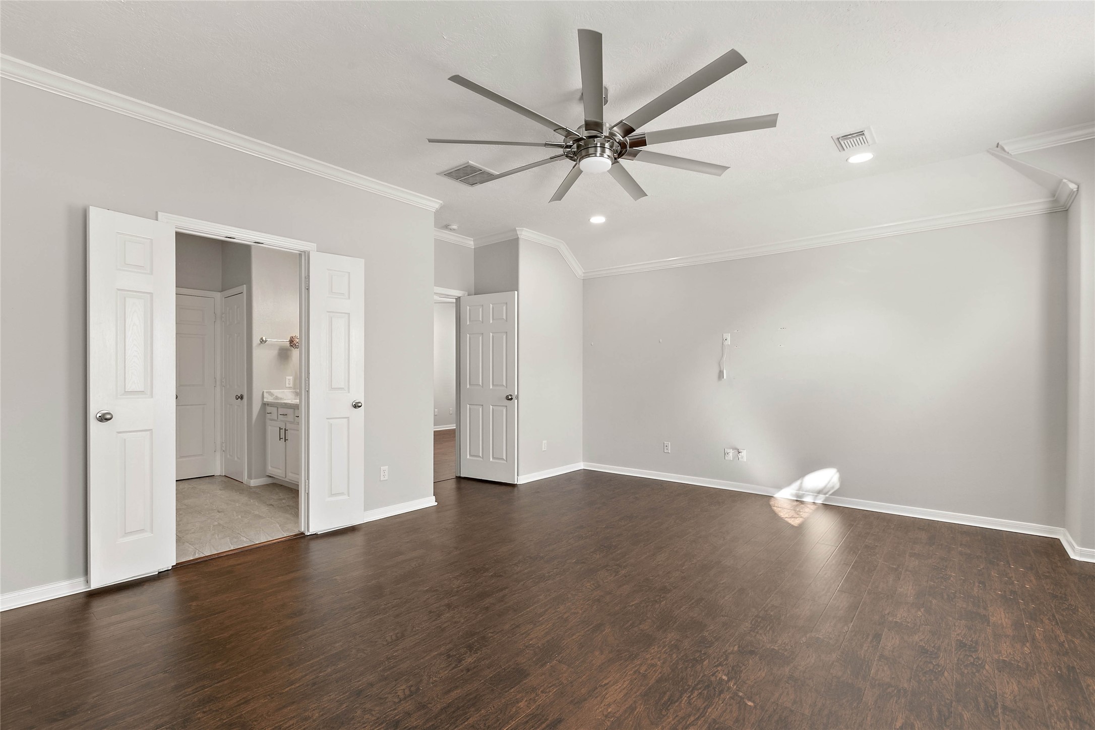 139 Ledgestone Place Property Photo 33