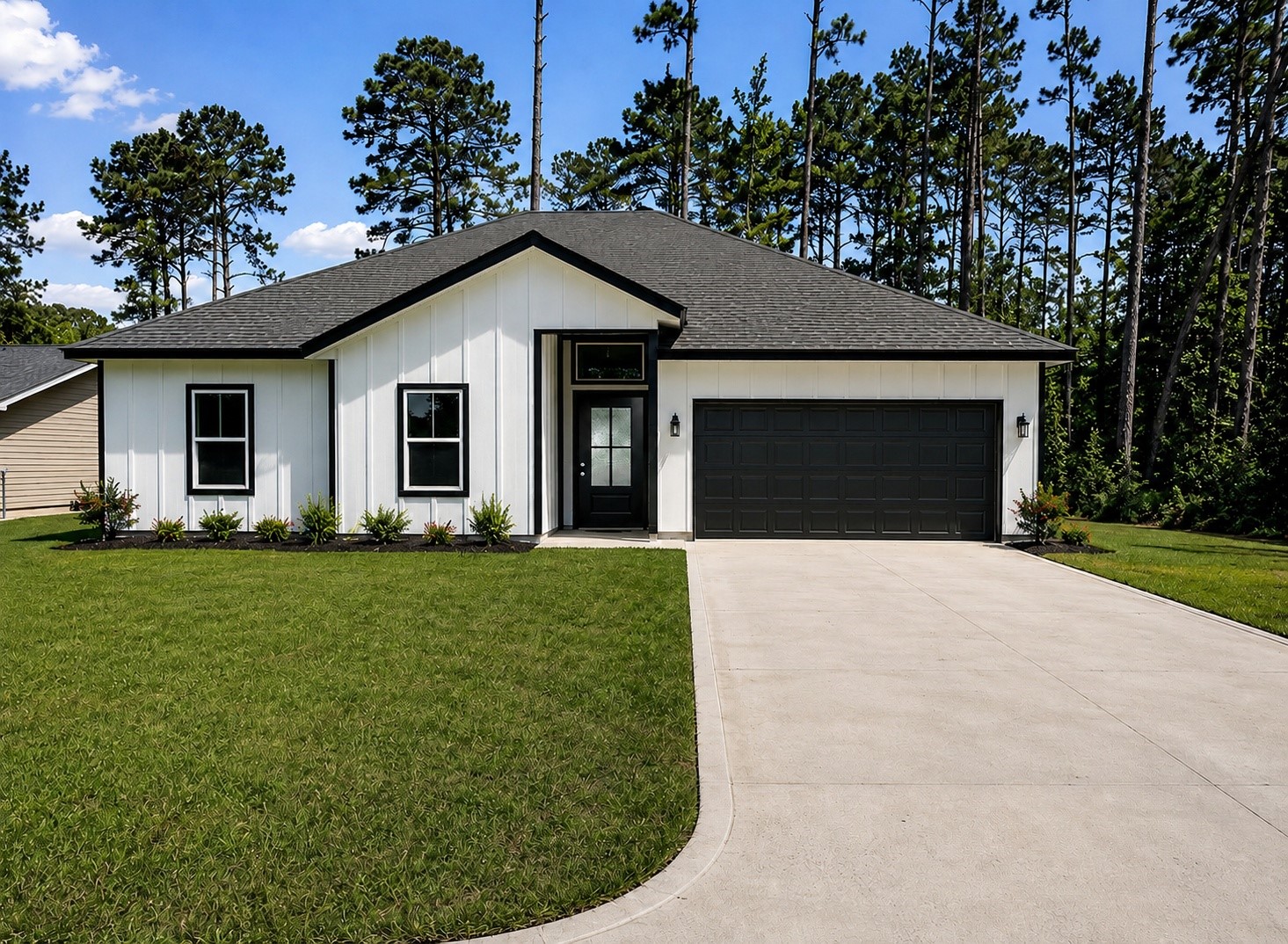 15506 Arrowhead Loop W Property Photo 1