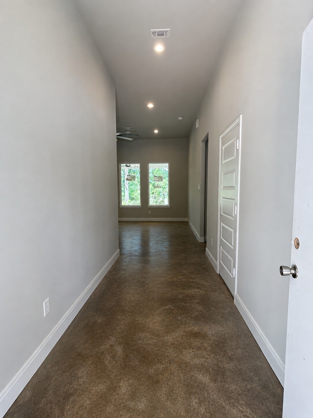15506 Arrowhead Loop W Property Photo 3