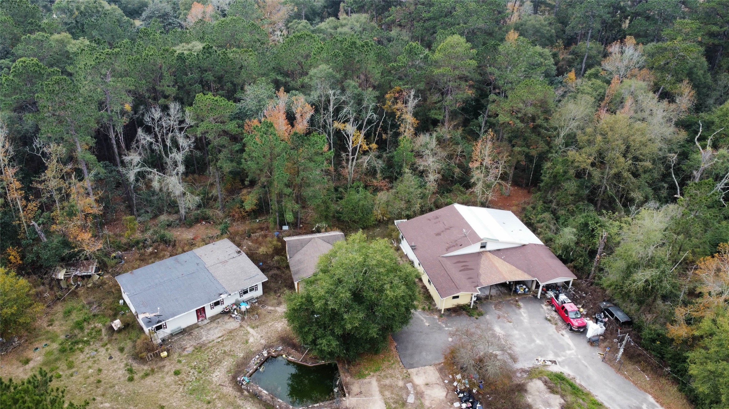 719 County Rd 3880 Property Photo 1