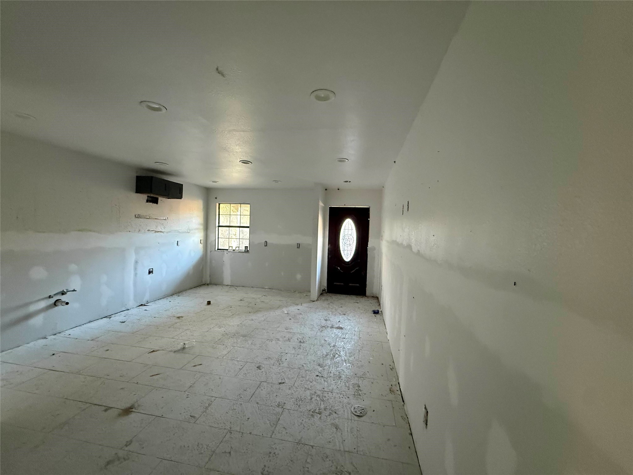 719 County Rd 3880 Property Photo 30