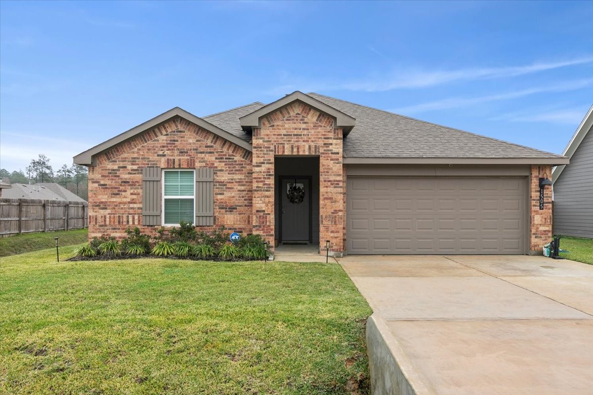 1505 Holly Trail Property Photo