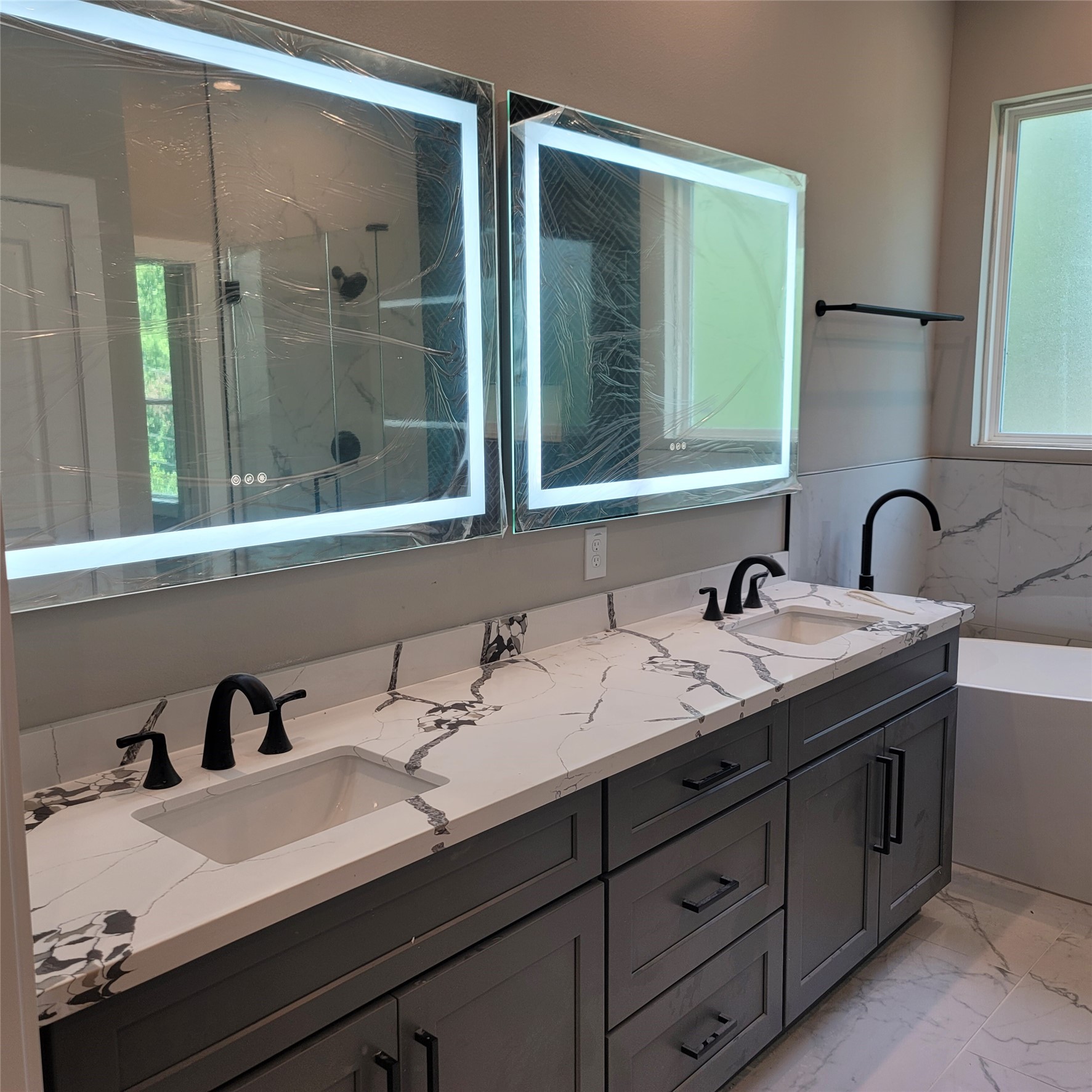 4207 Stassen Street Property Photo 8