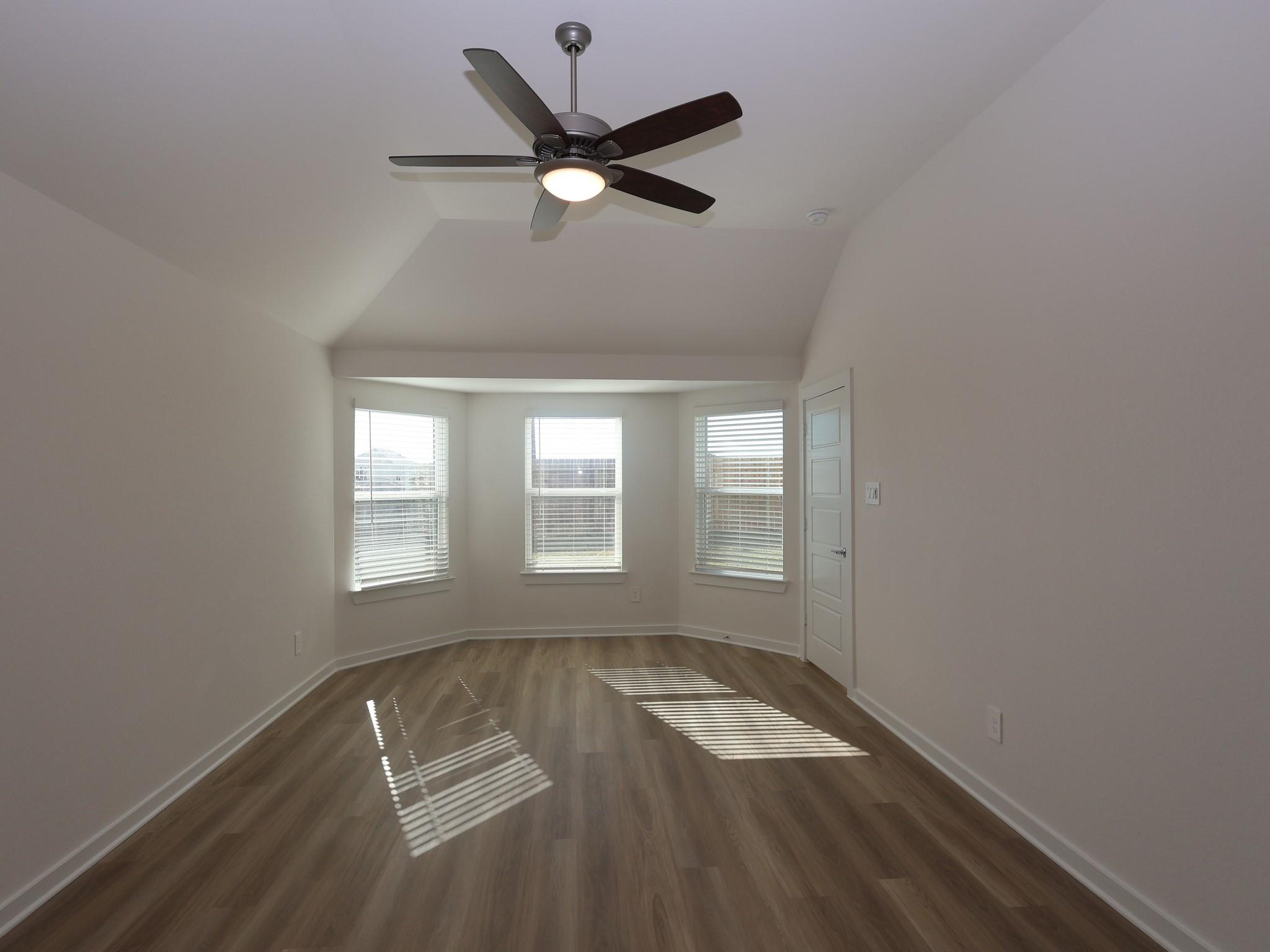 962 Garden Path Drive, Willis Tx 77378 Property Photo 6