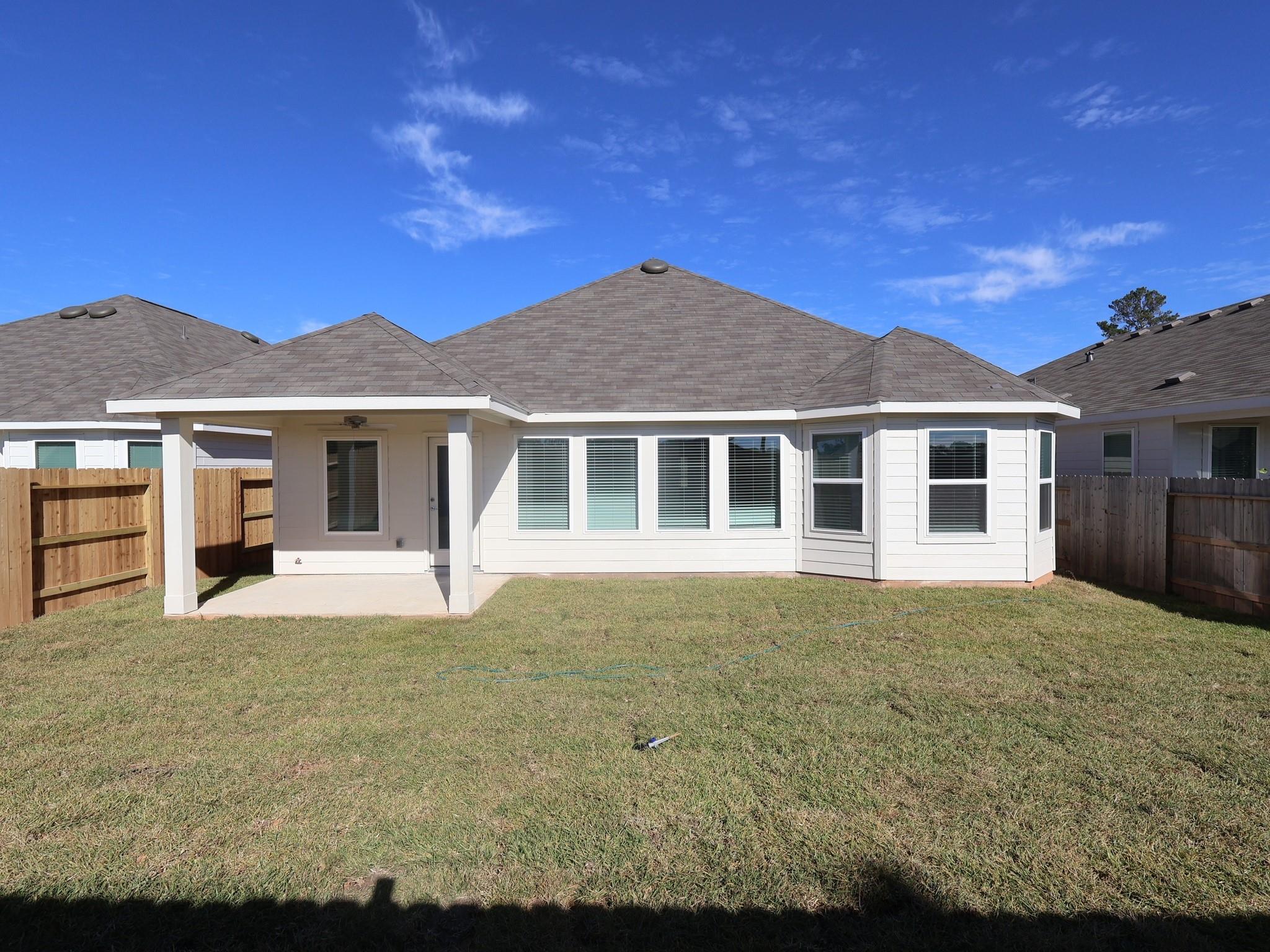 962 Garden Path Drive, Willis Tx 77378 Property Photo 15