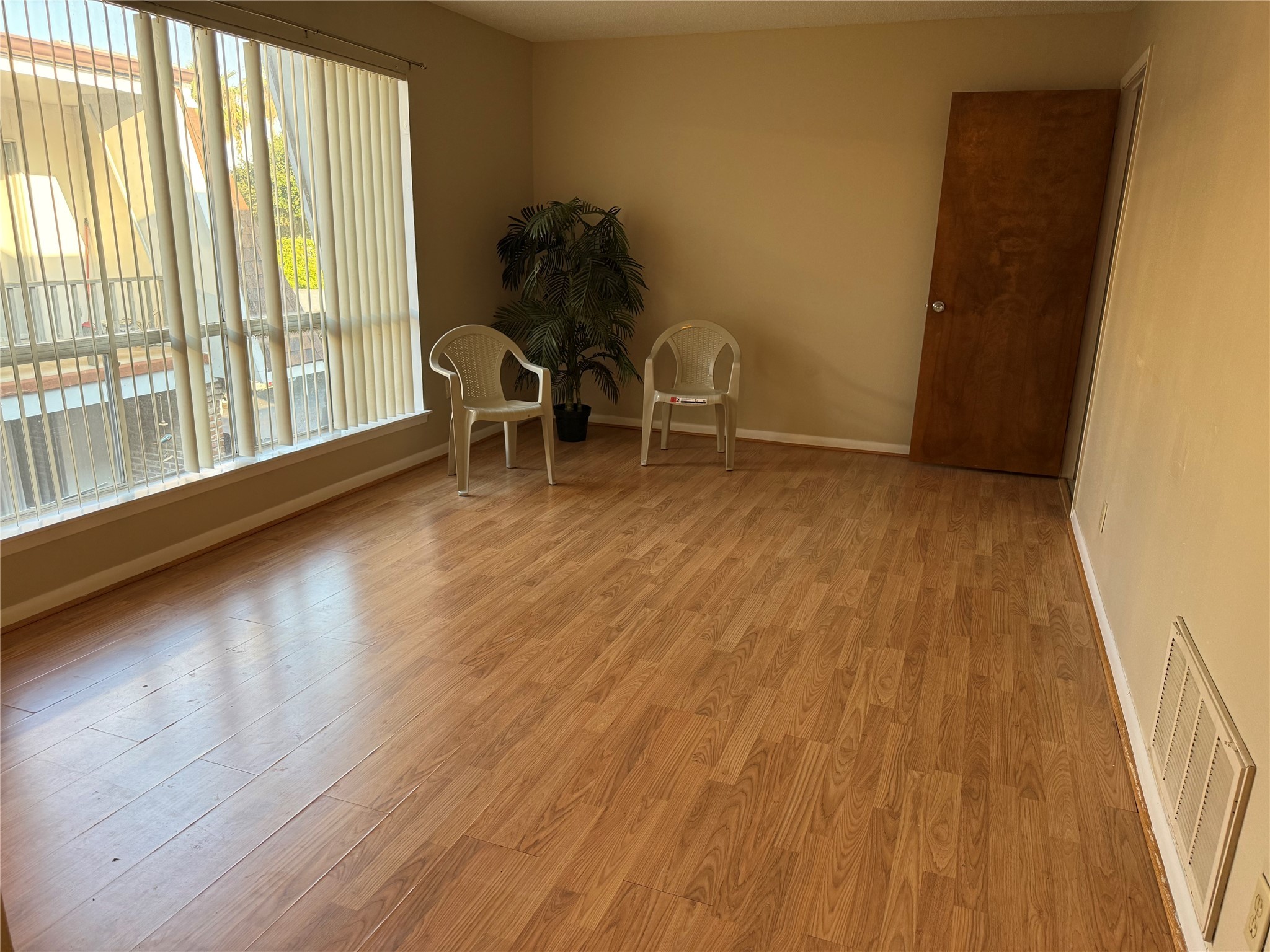 1726 Broadway Street B10 Property Photo 1