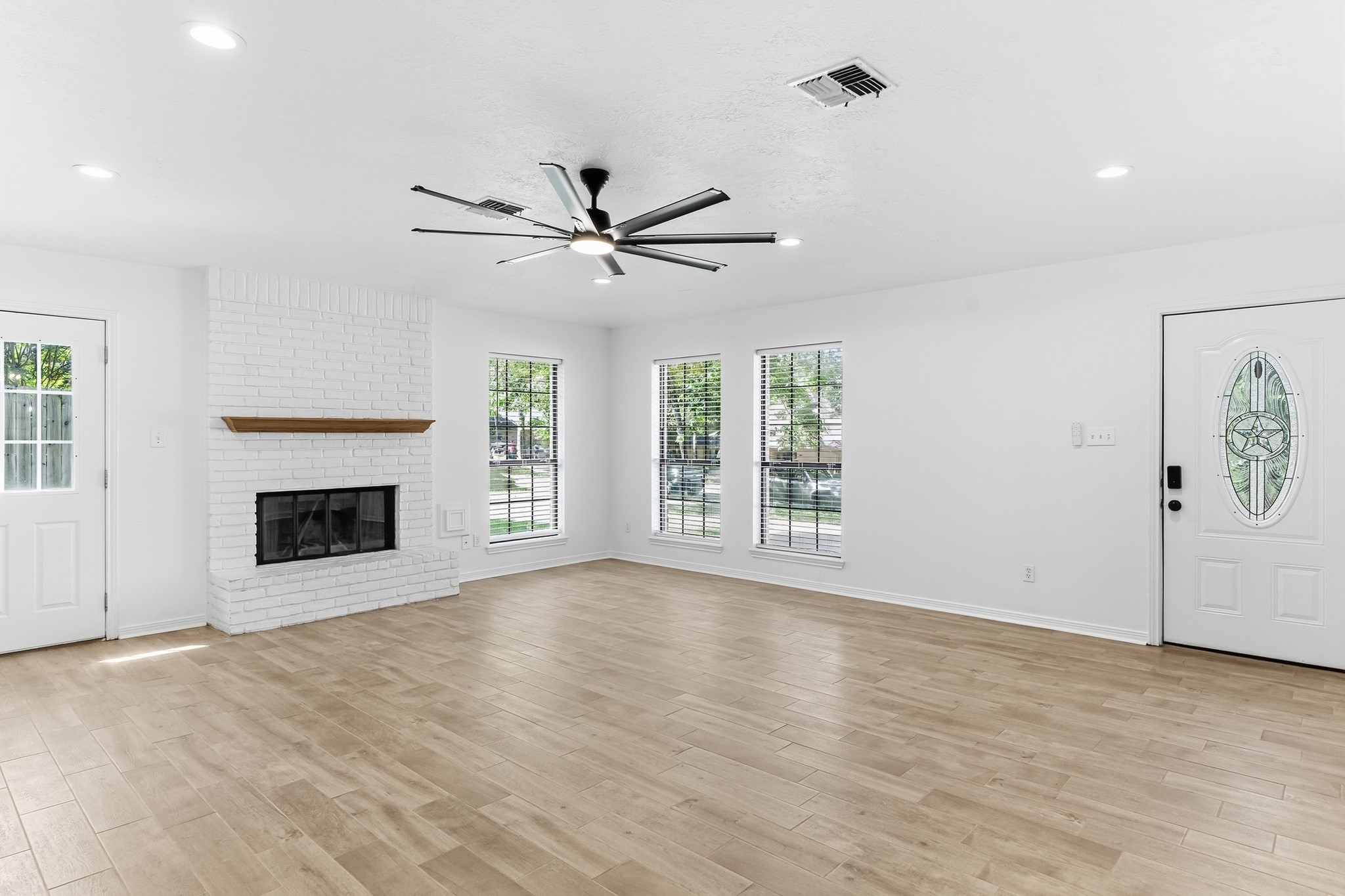 1810 Greentree Drive Drive Property Photo 10