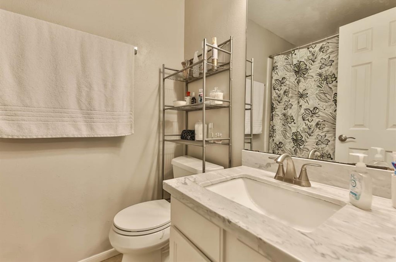 1123 Juniper Canyon Lane Property Photo 22