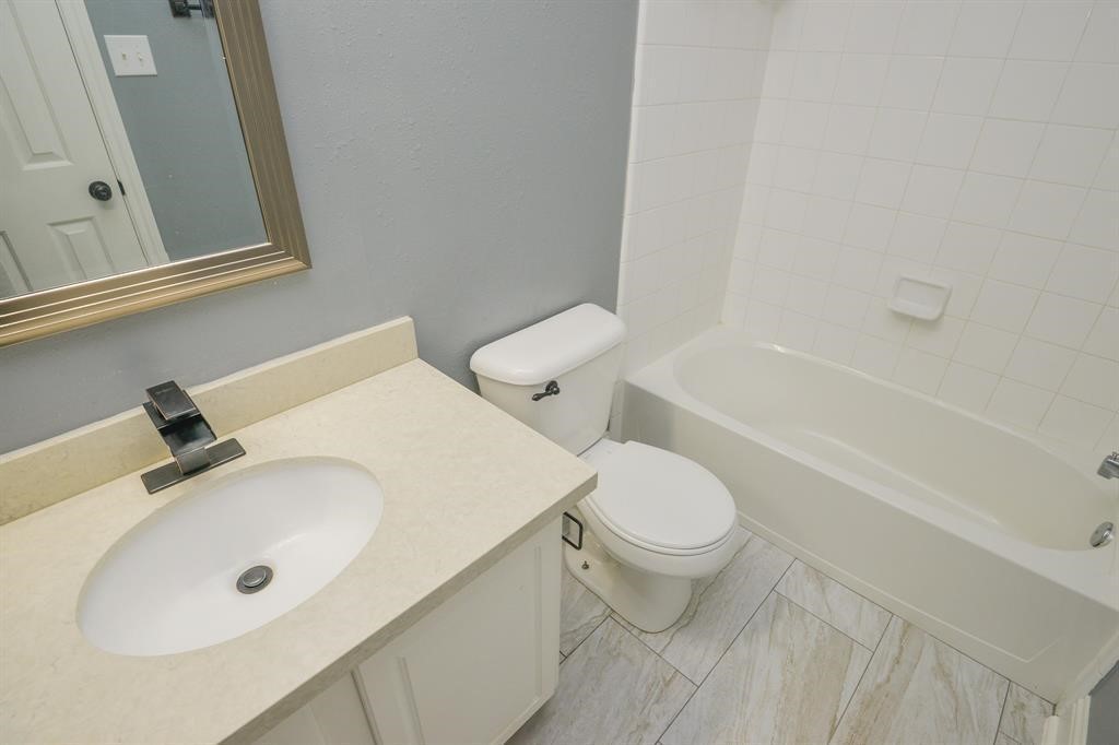 8755 Thistlemoor Lane Property Photo 20