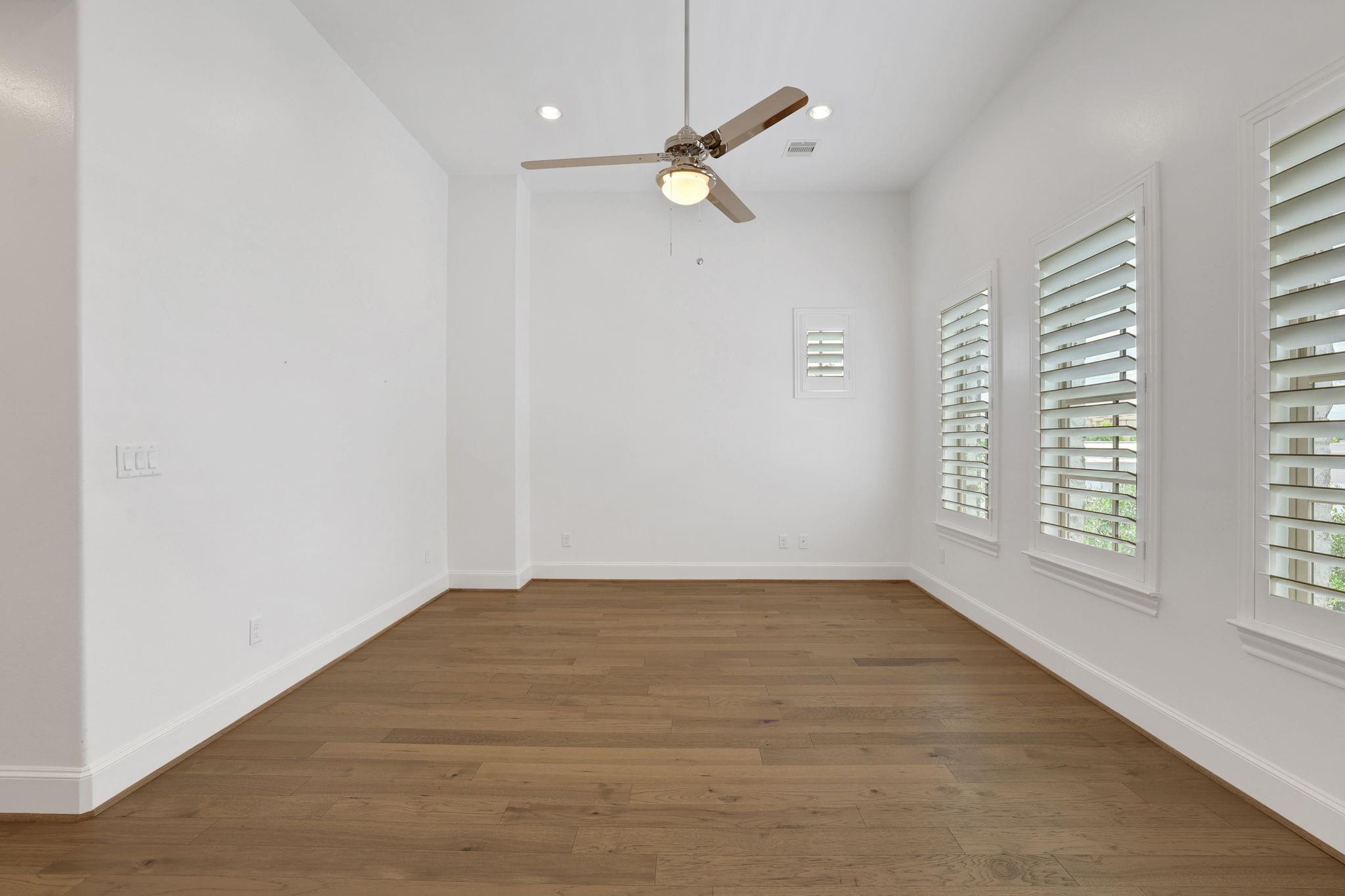 4045 Leeland Street Property Photo 39