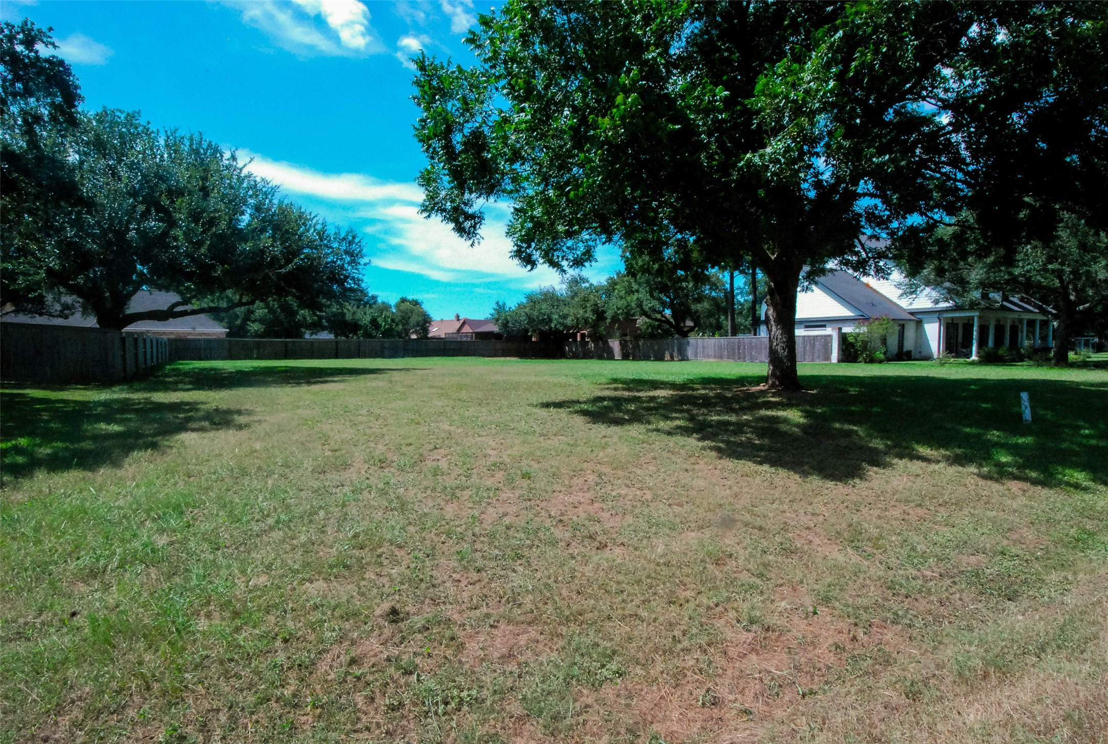 5211 Weston Drive Property Photo 6