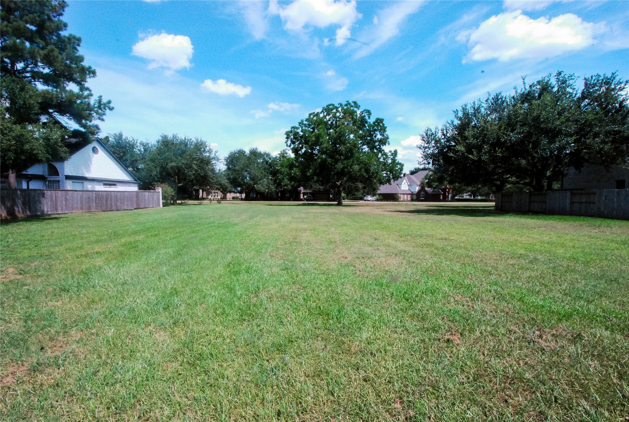 5211 Weston Drive Property Photo 8