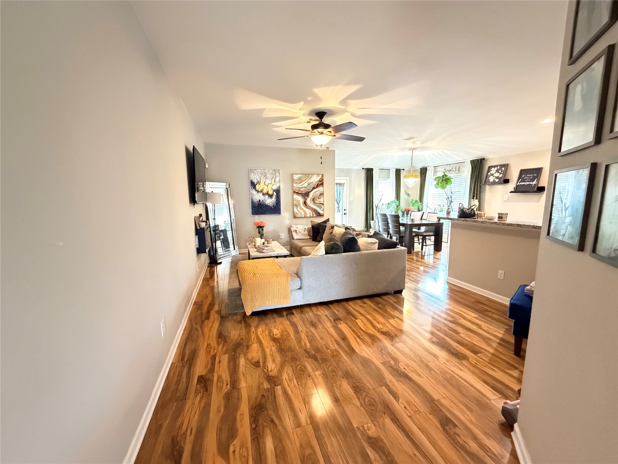 1807 Emerson Ridge Drive Property Photo 6