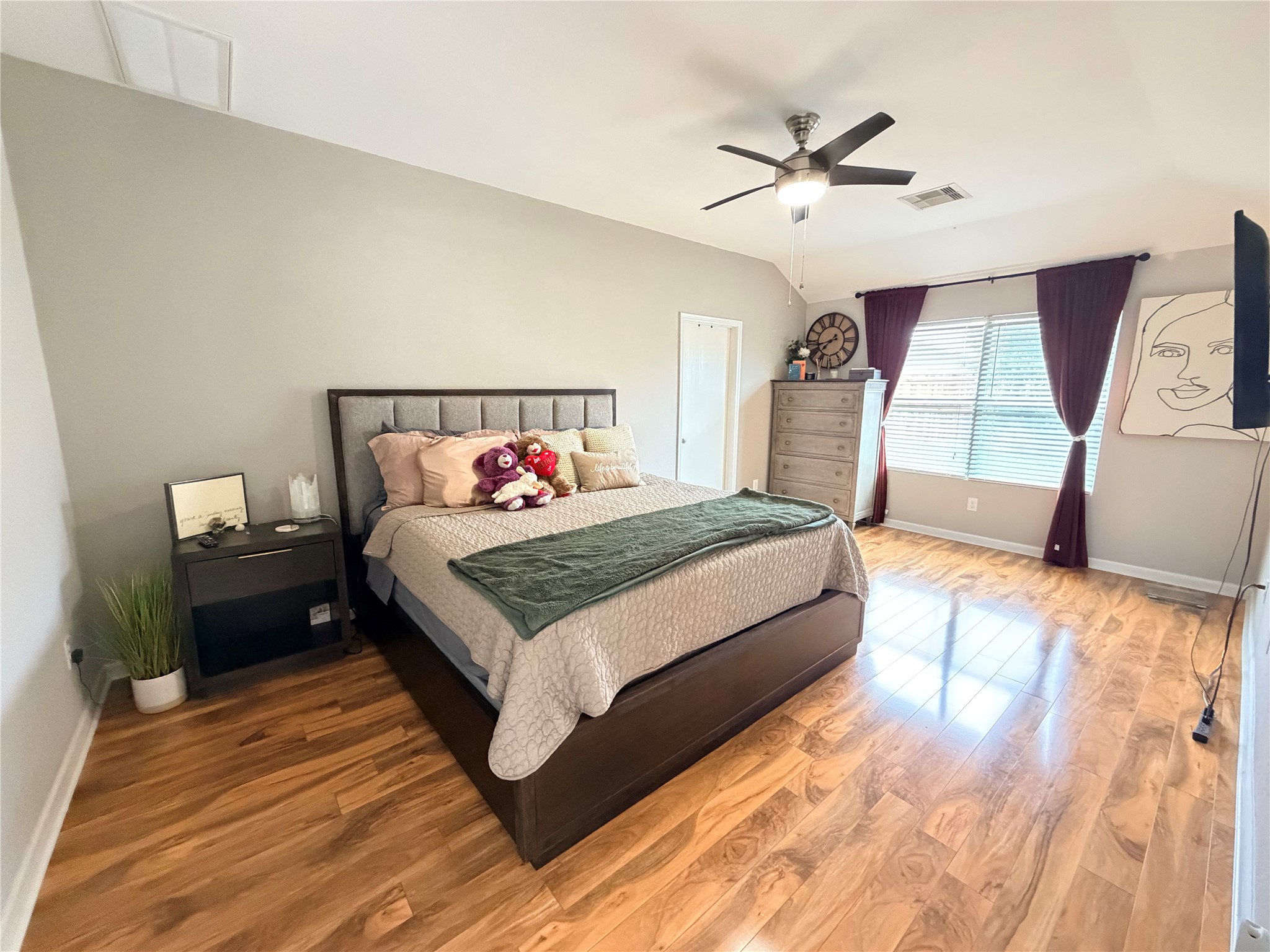 1807 Emerson Ridge Drive Property Photo 17