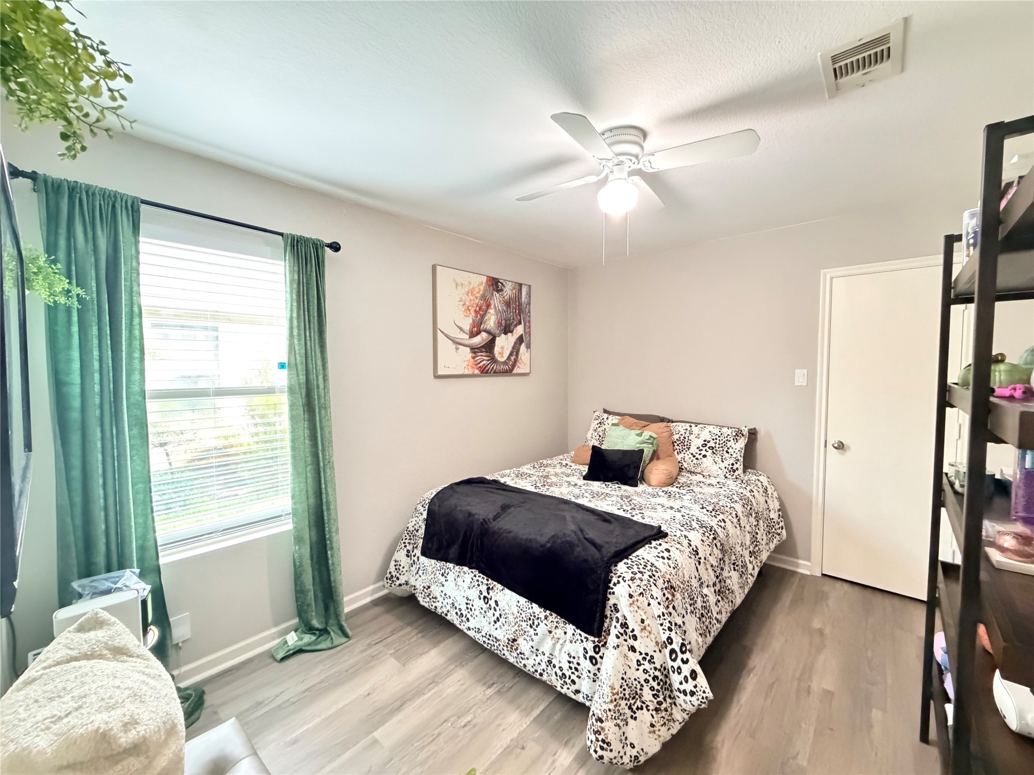 1807 Emerson Ridge Drive Property Photo 23