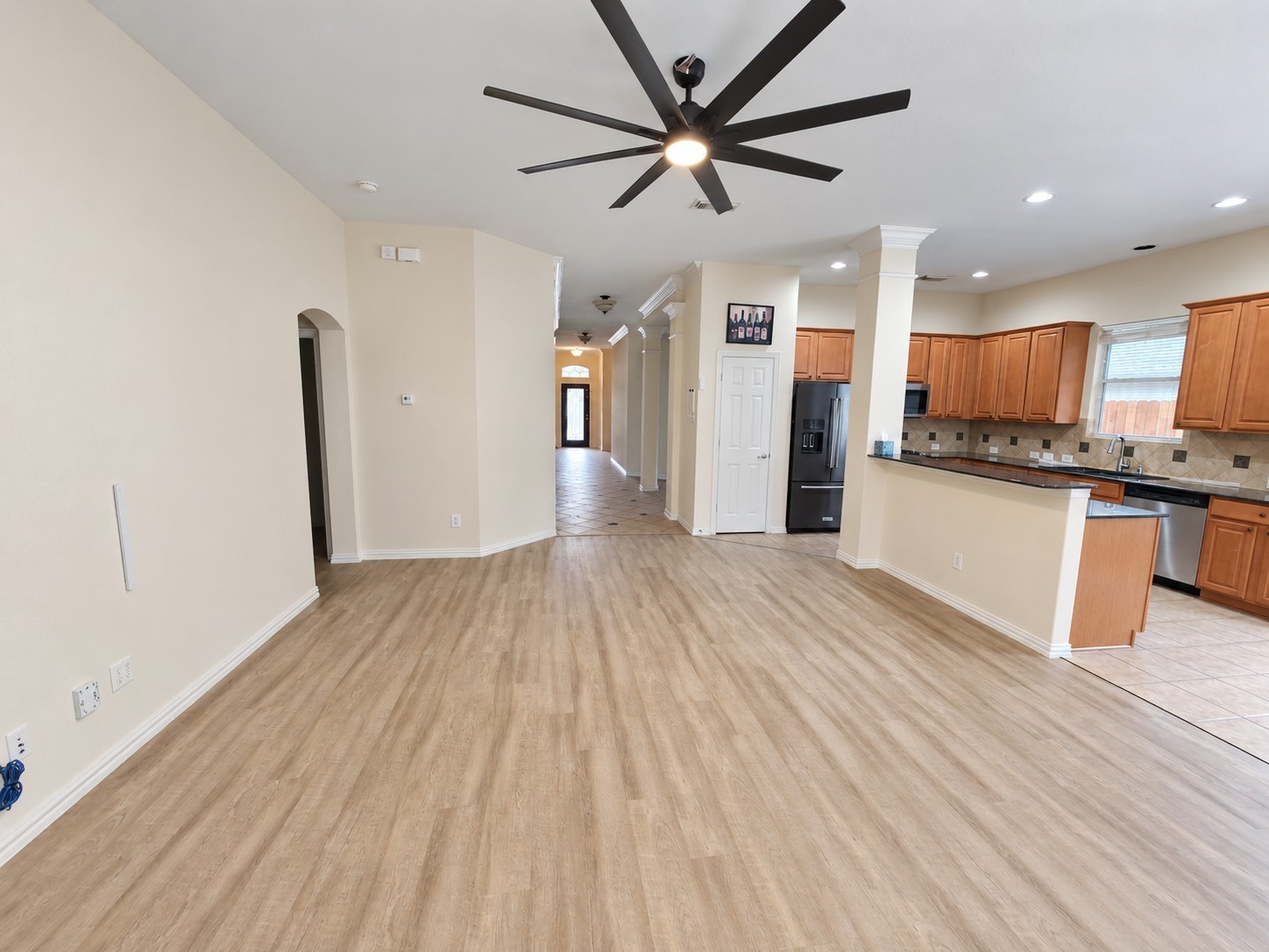 13751 Crested Iris Drive Property Photo 8