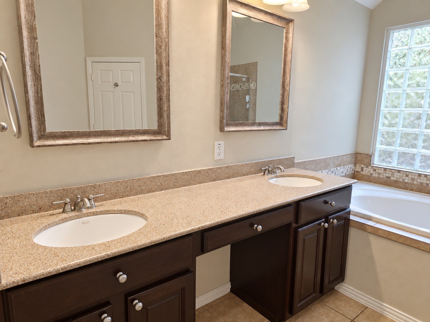13751 Crested Iris Drive Property Photo 17