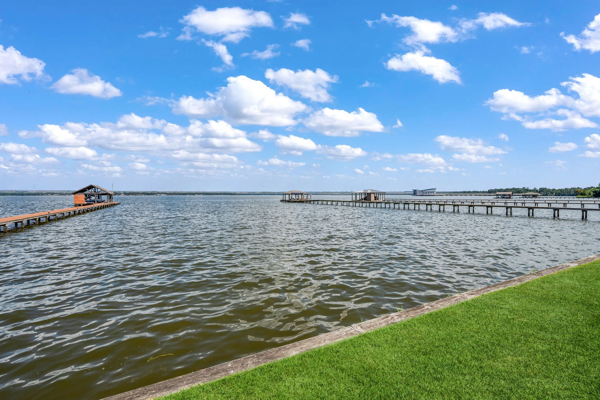 15526 Westward Lake Lane Property Photo 34
