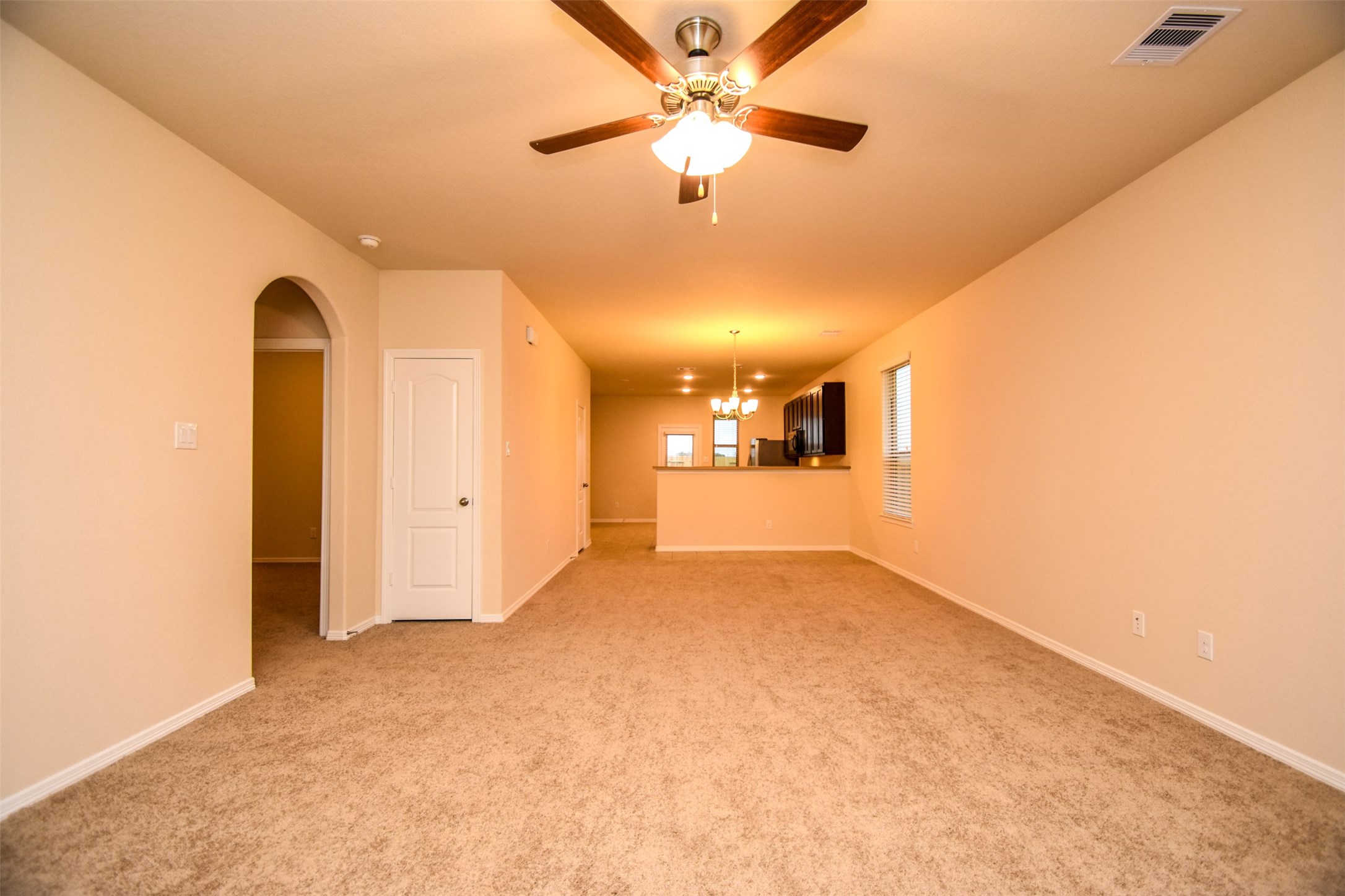 2431 Concord Terrace Property Photo 9