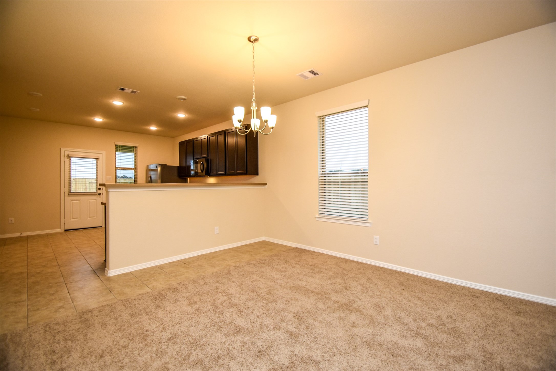 2431 Concord Terrace Property Photo 14