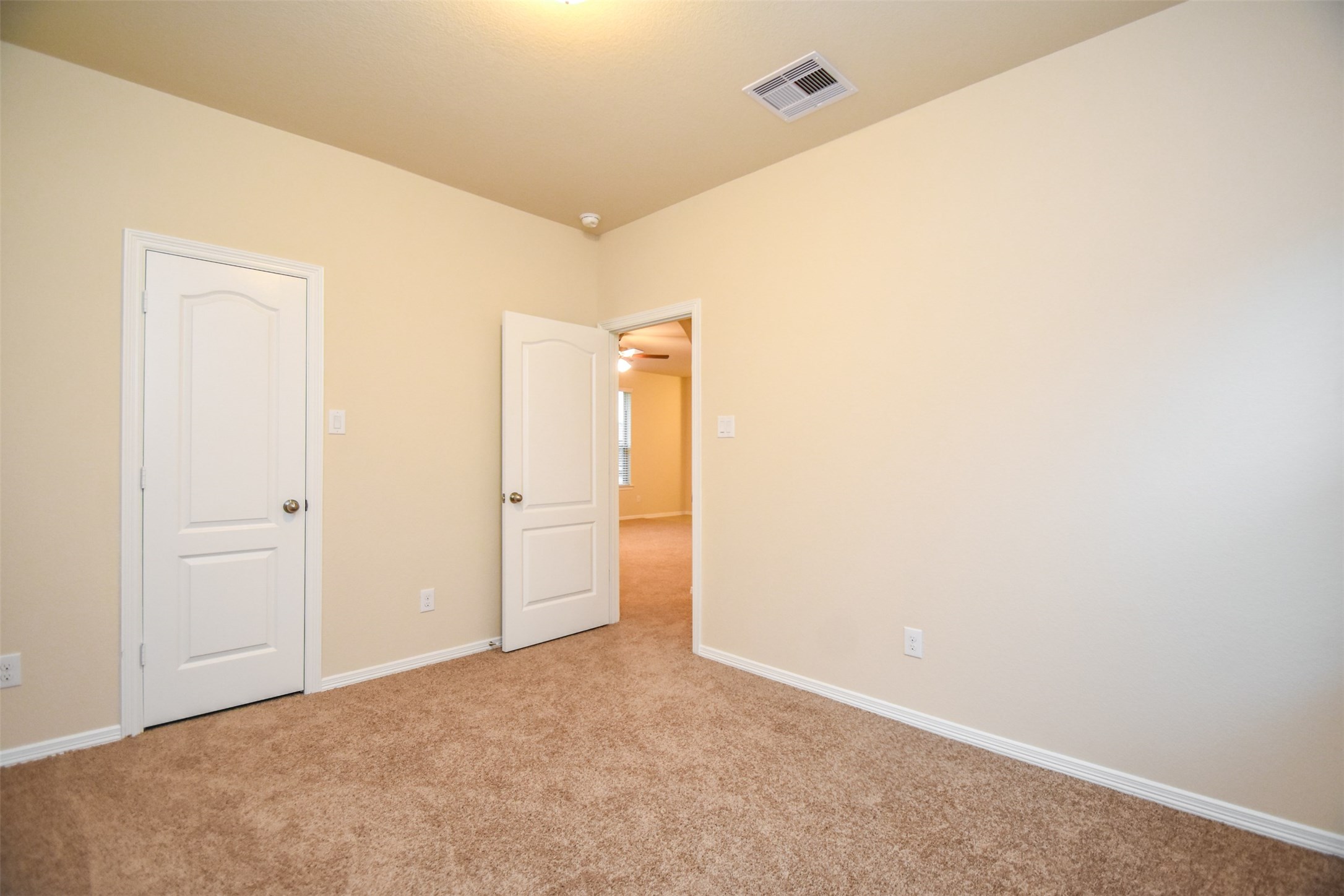 2431 Concord Terrace Property Photo 31